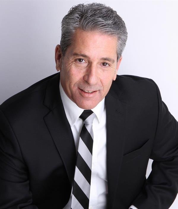 Photo - Howard Morgenstein