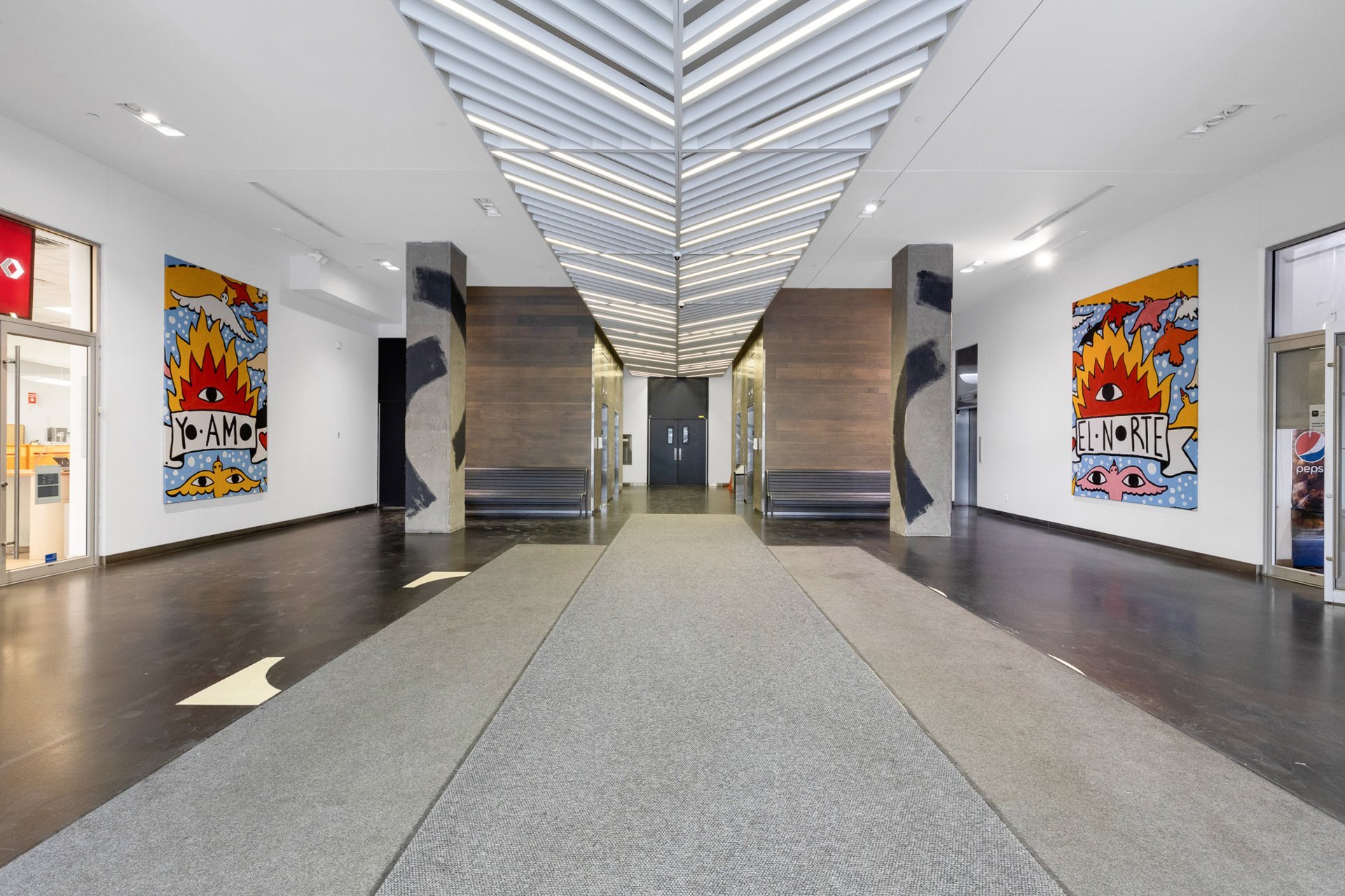 Photo - Reception Area