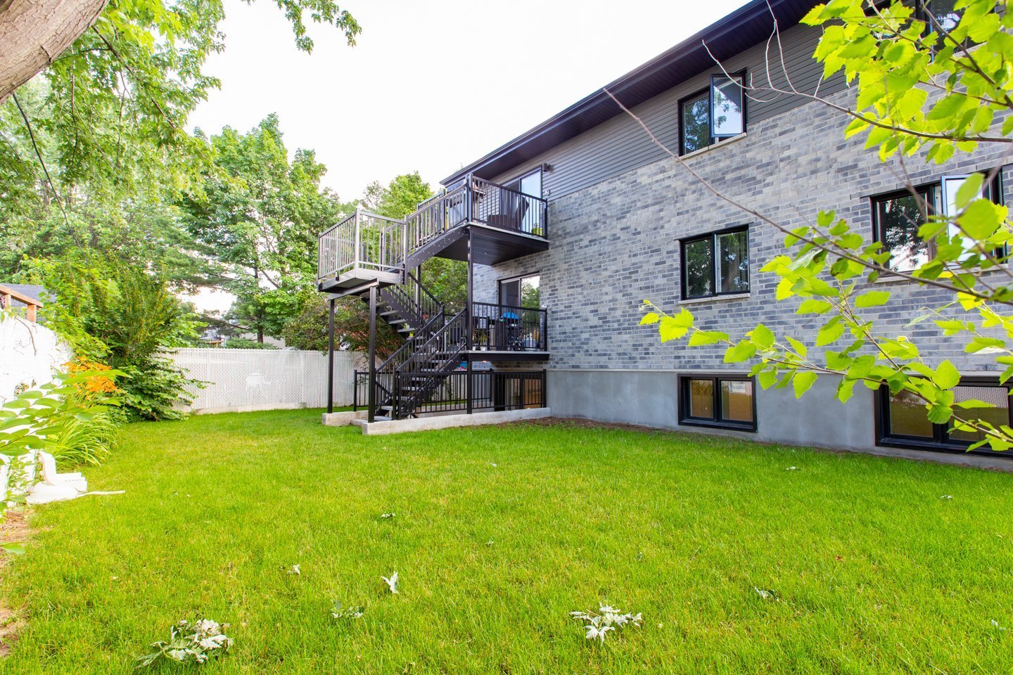 Photo - Backyard