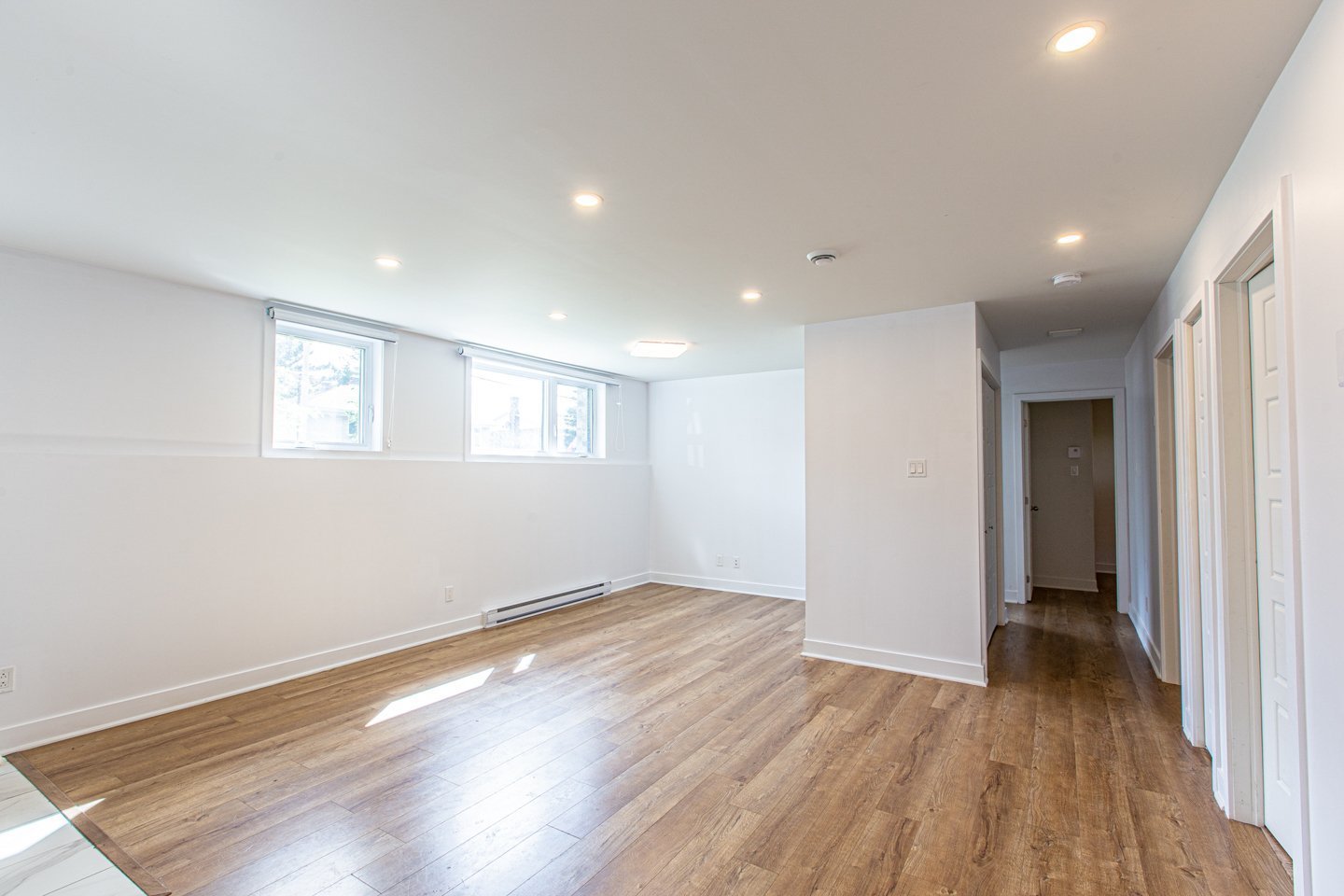 Photo - Interior
