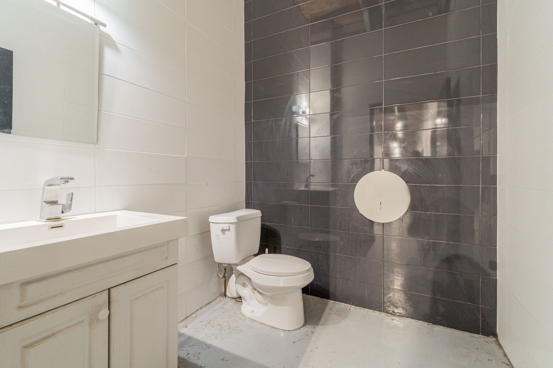 Photo - Bathroom