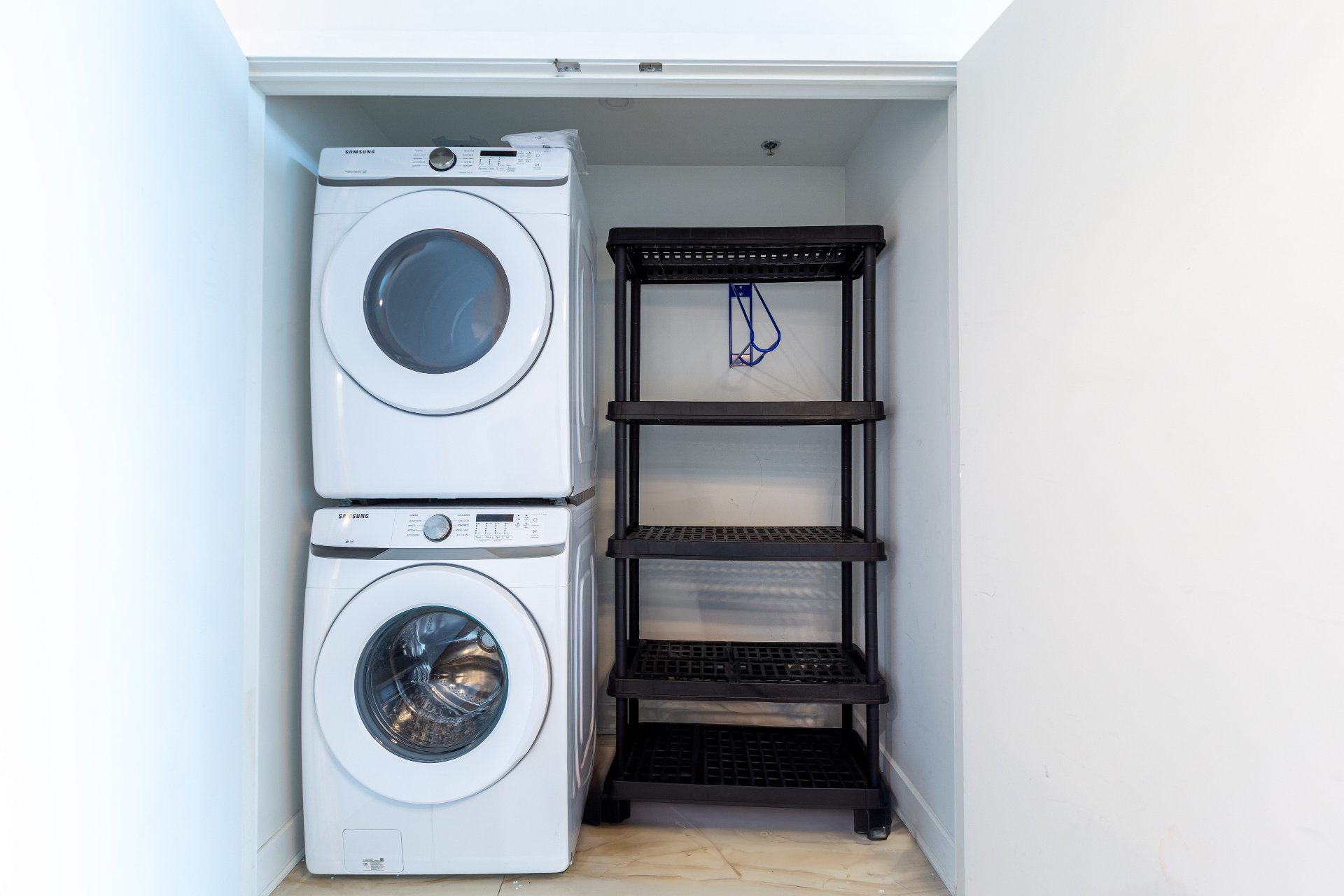 Photo - Laundry room