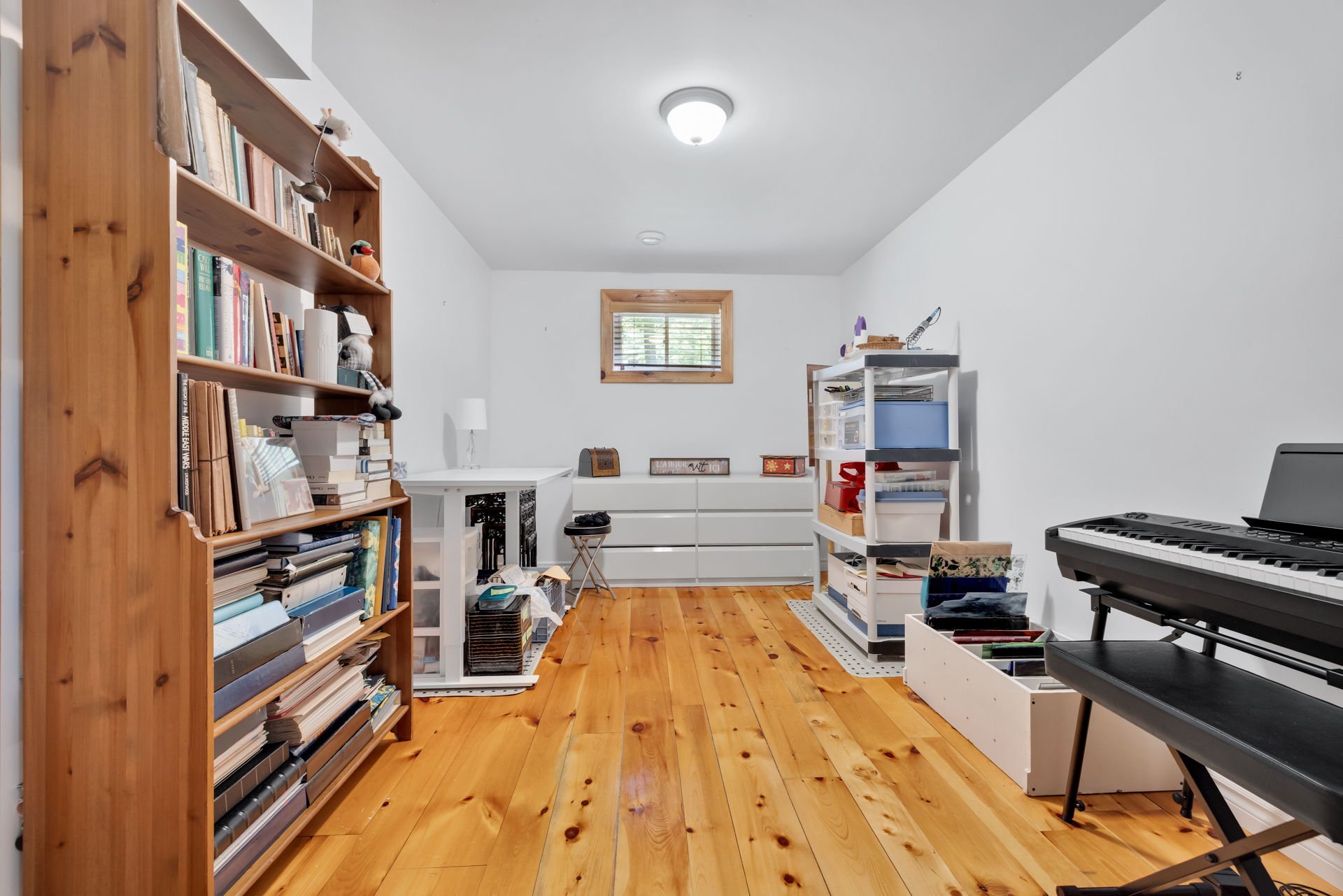 Photo - Office