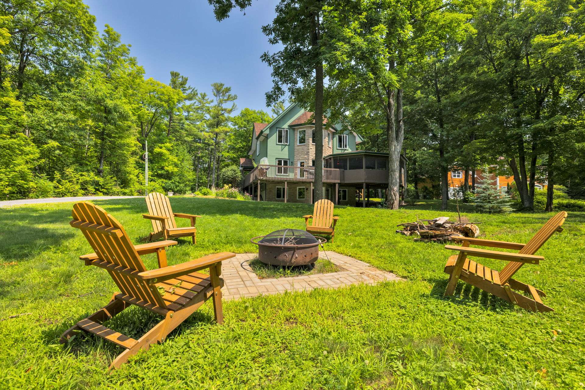 Photo - Backyard