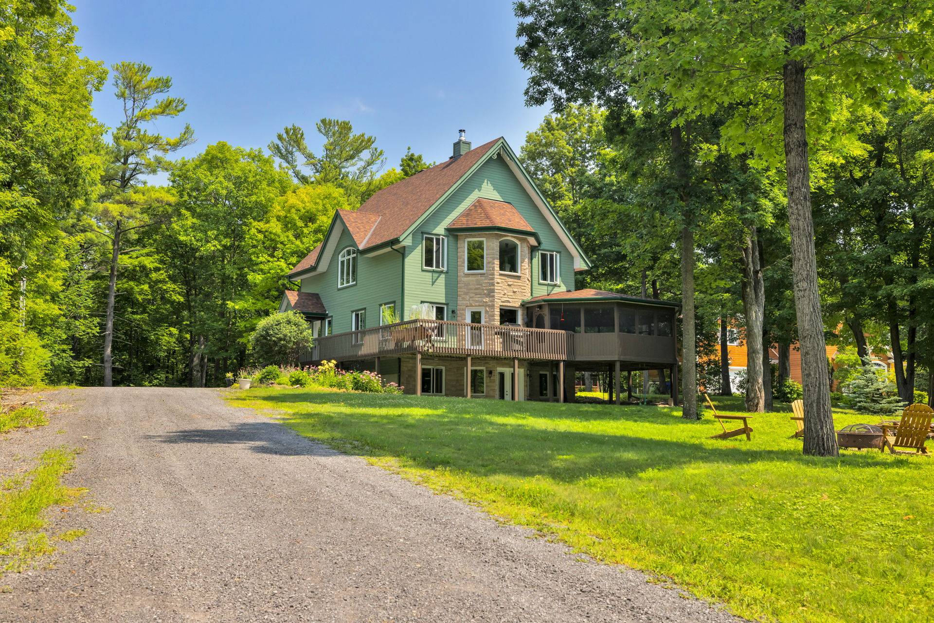 Photo - Exterior