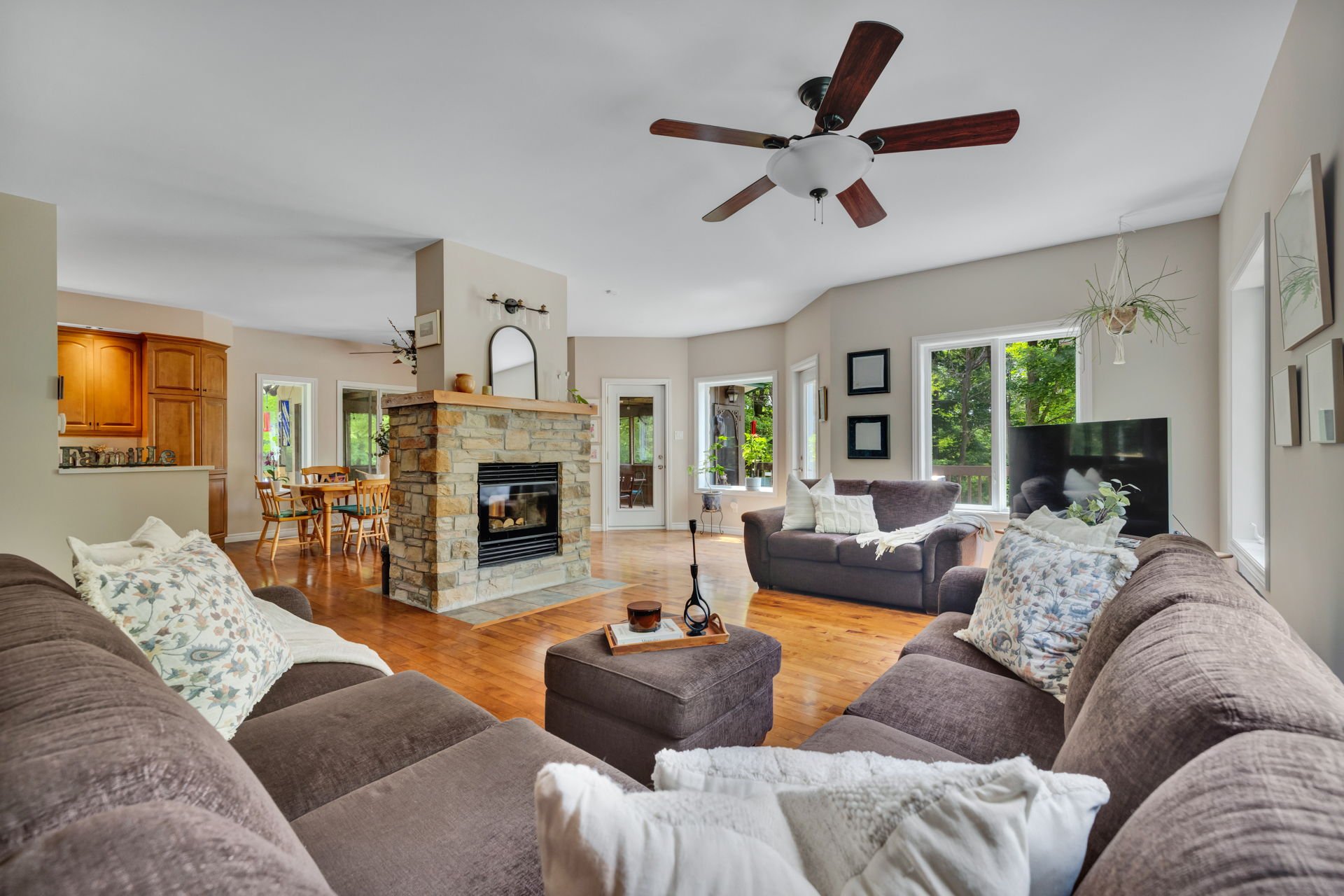 Photo - Living room