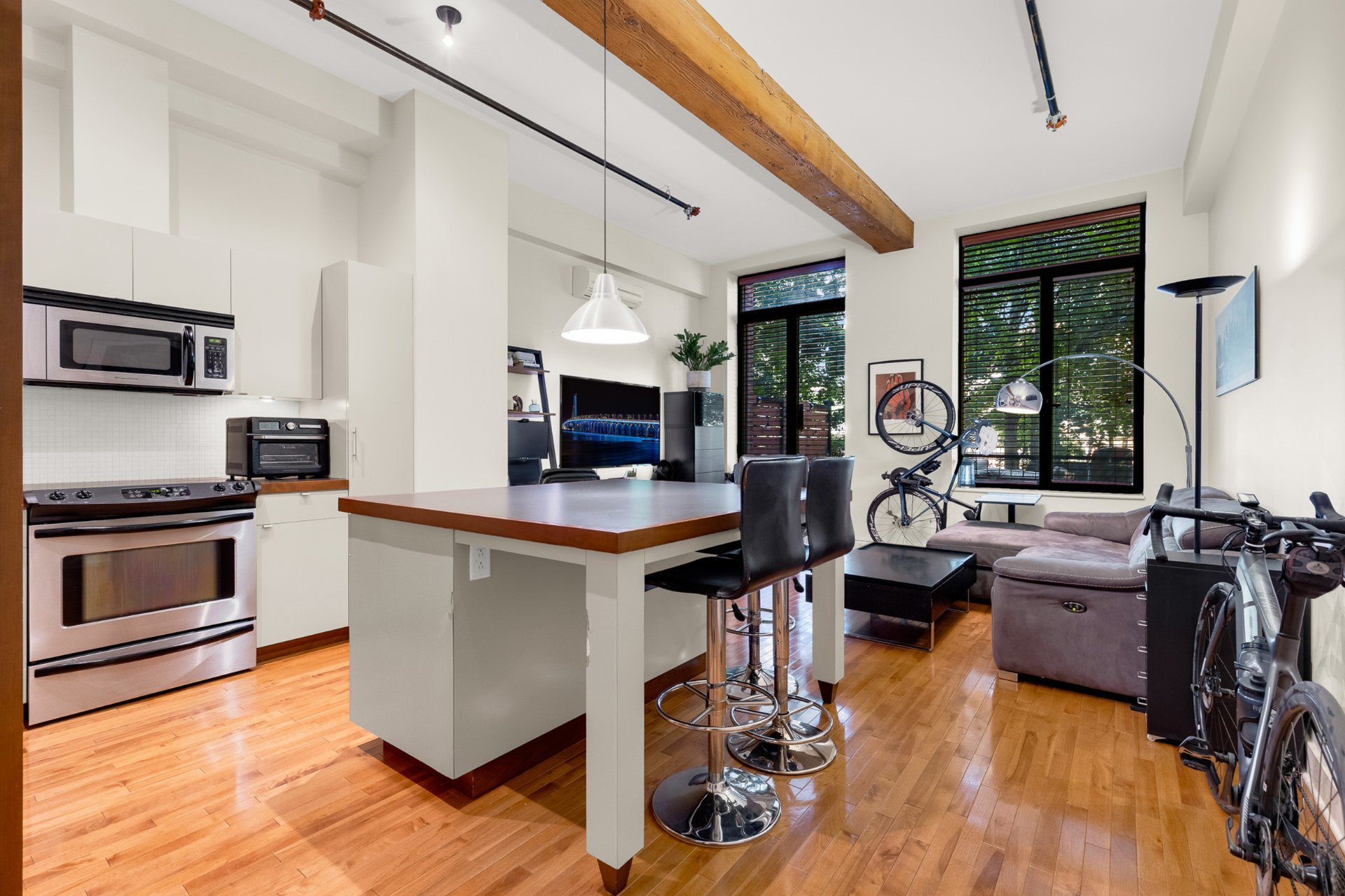 Photo - Salon