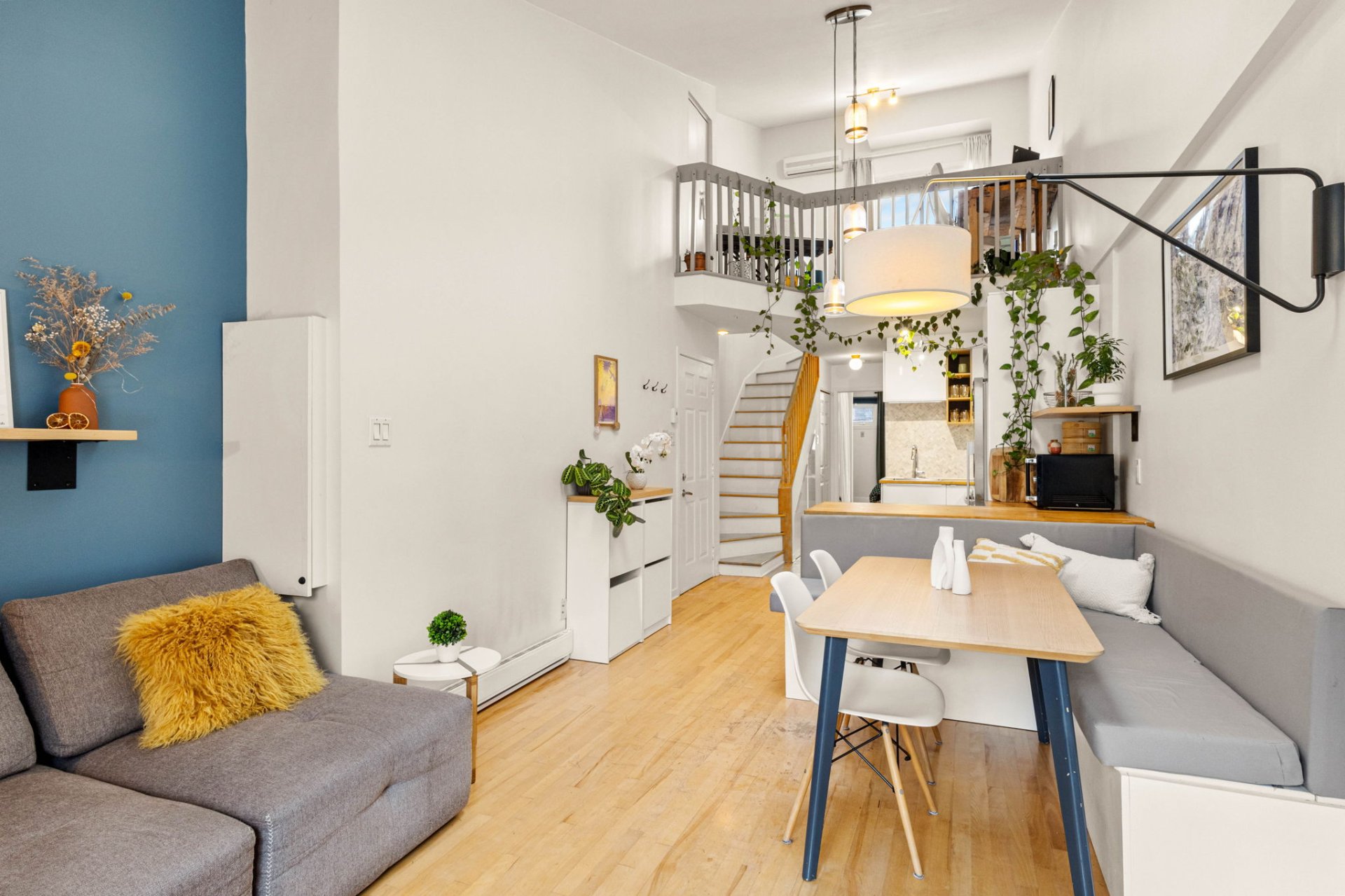 Photo - Overall View