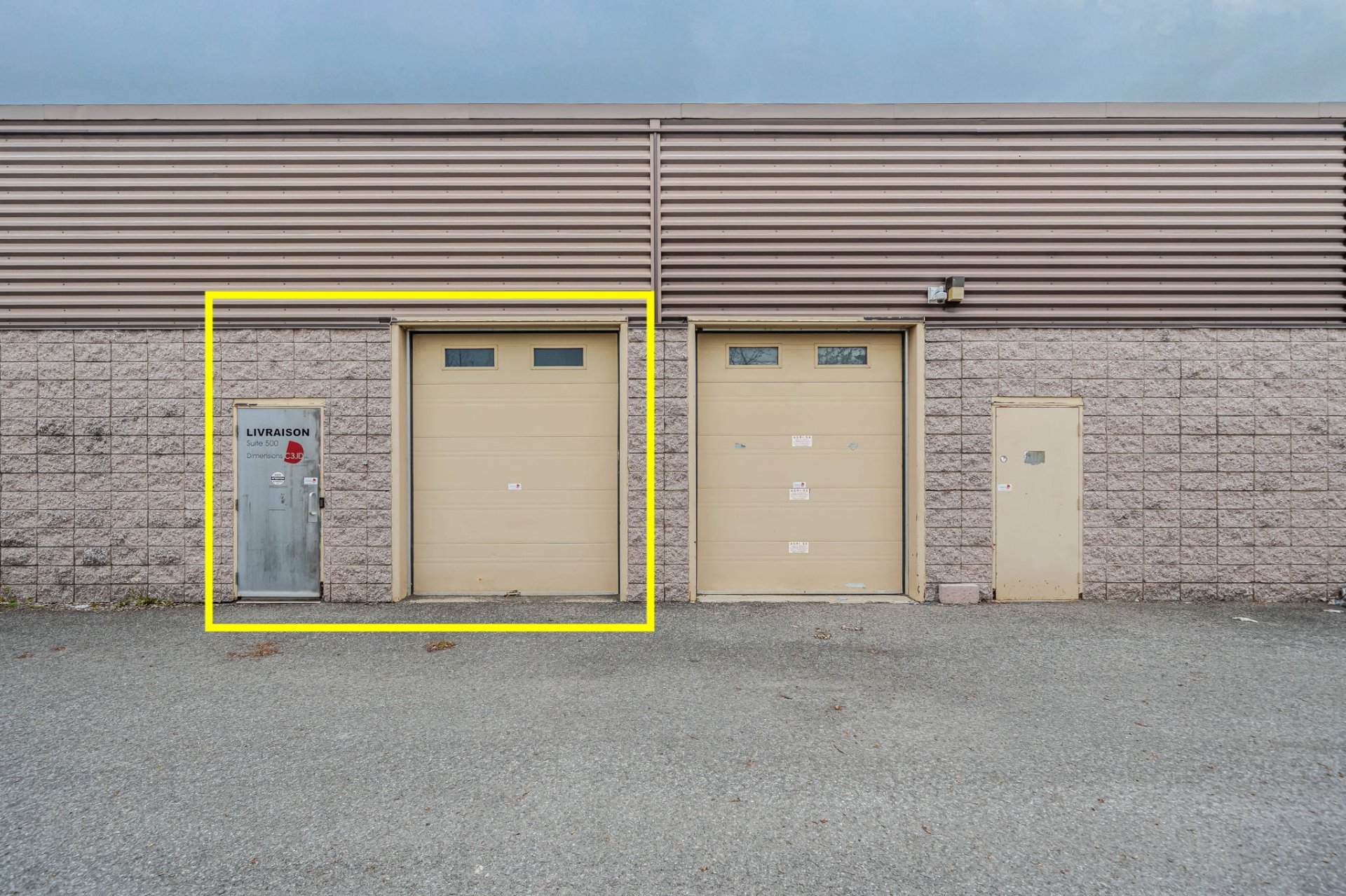 Photo - Garage