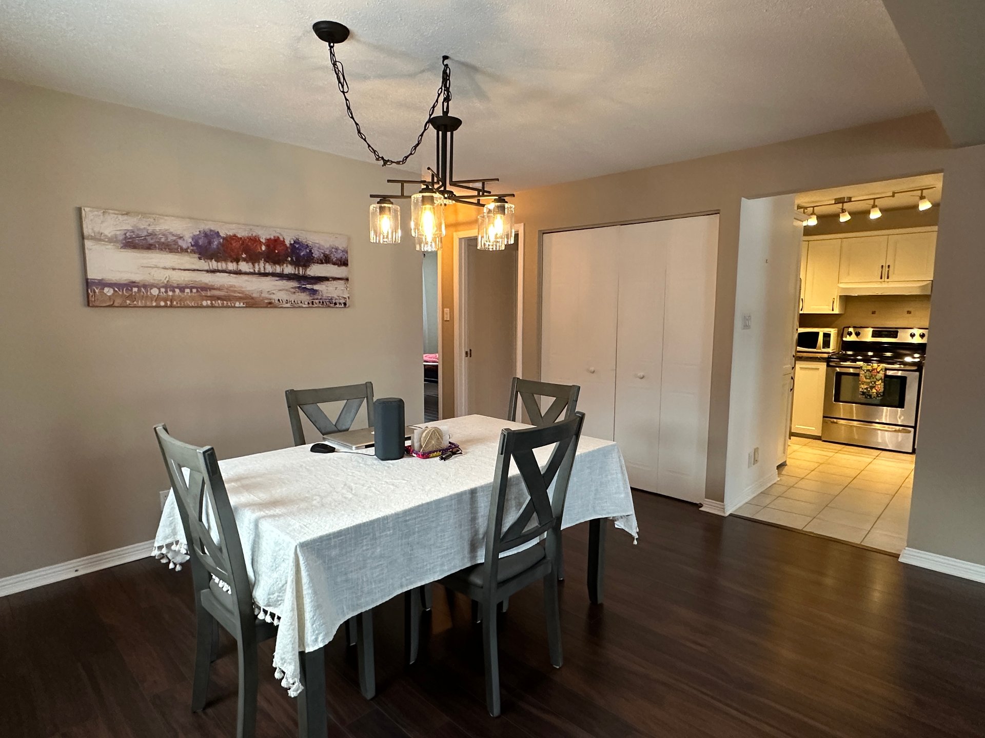 Photo - Salle à manger