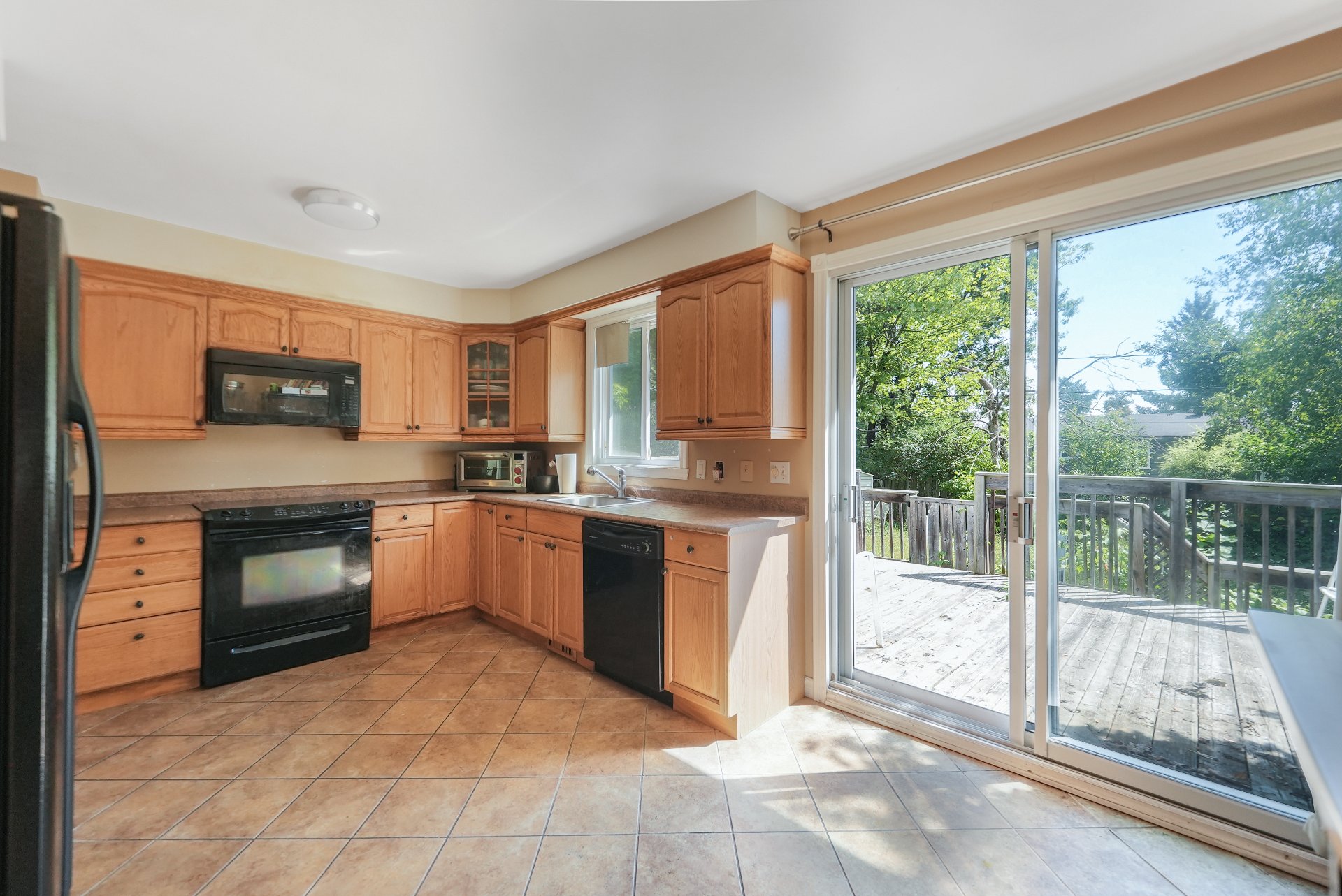 Photo - Kitchen