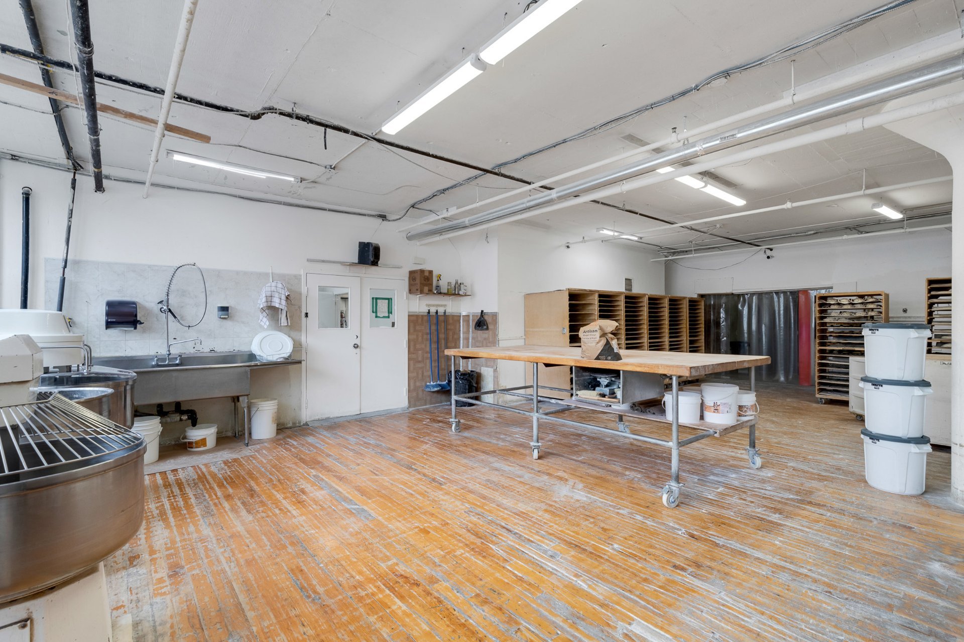 Photo - Interior
