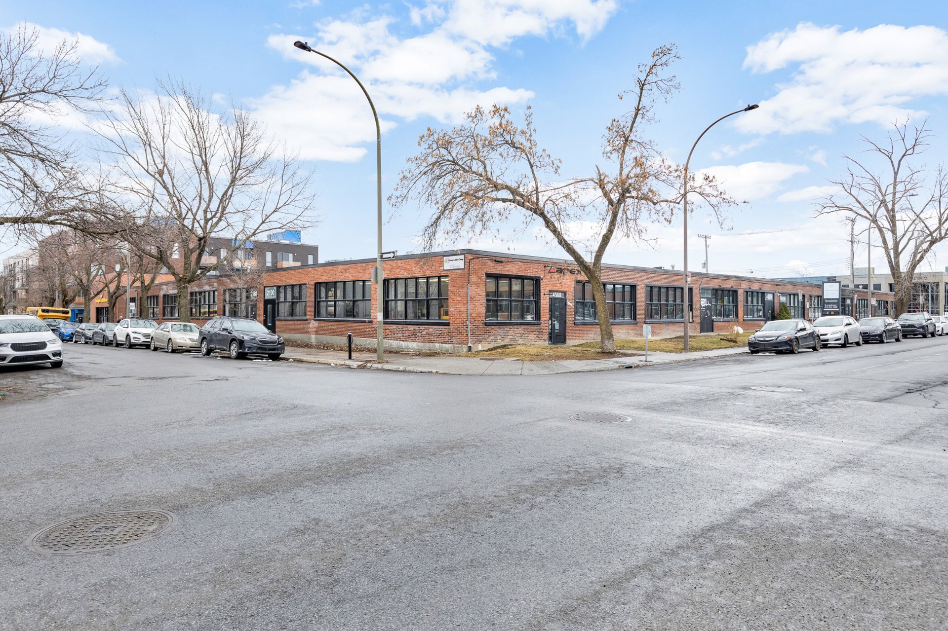 Photo - Frontage