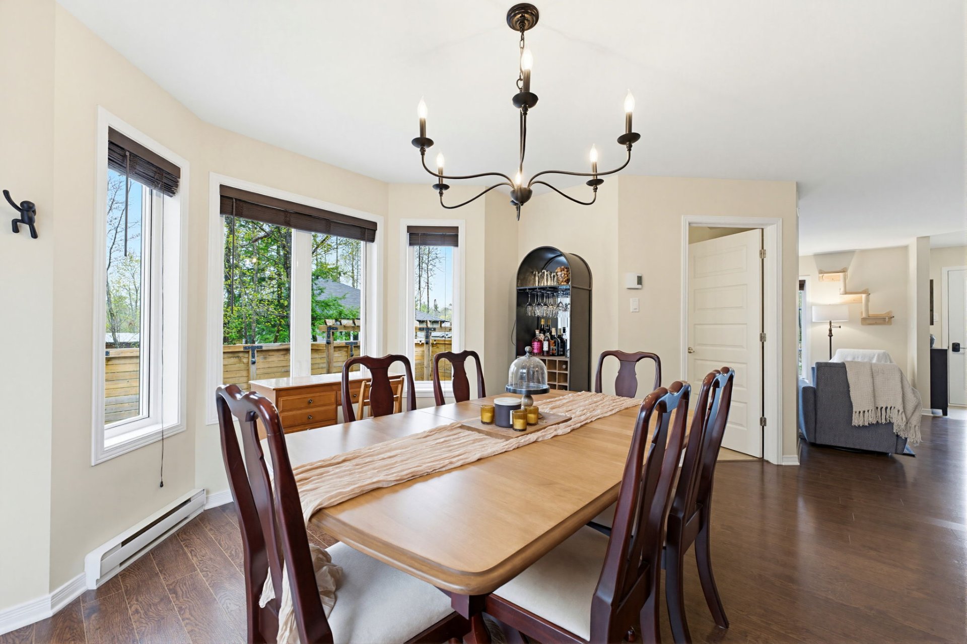 Photo - Dining room