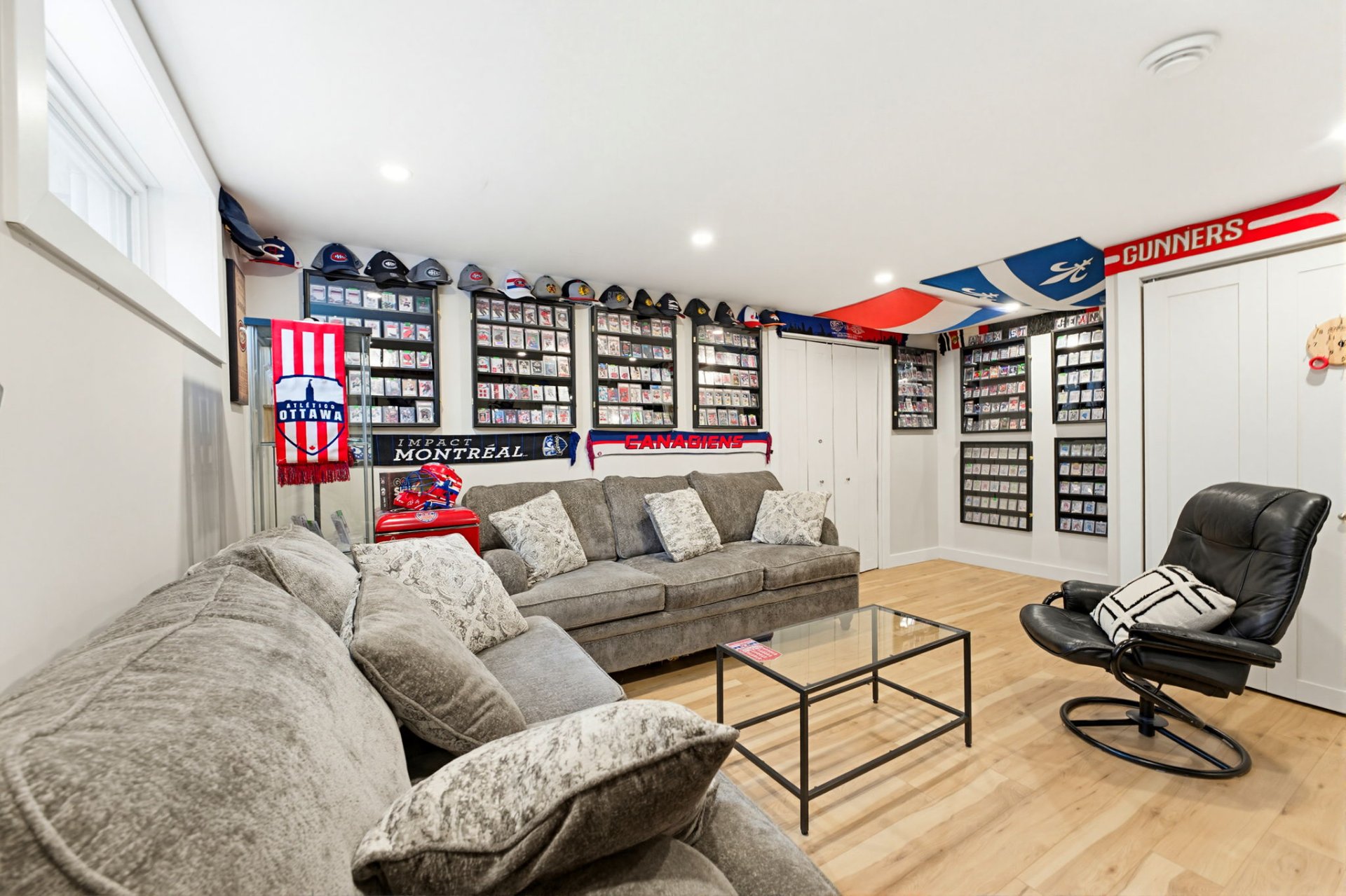 Photo - Basement