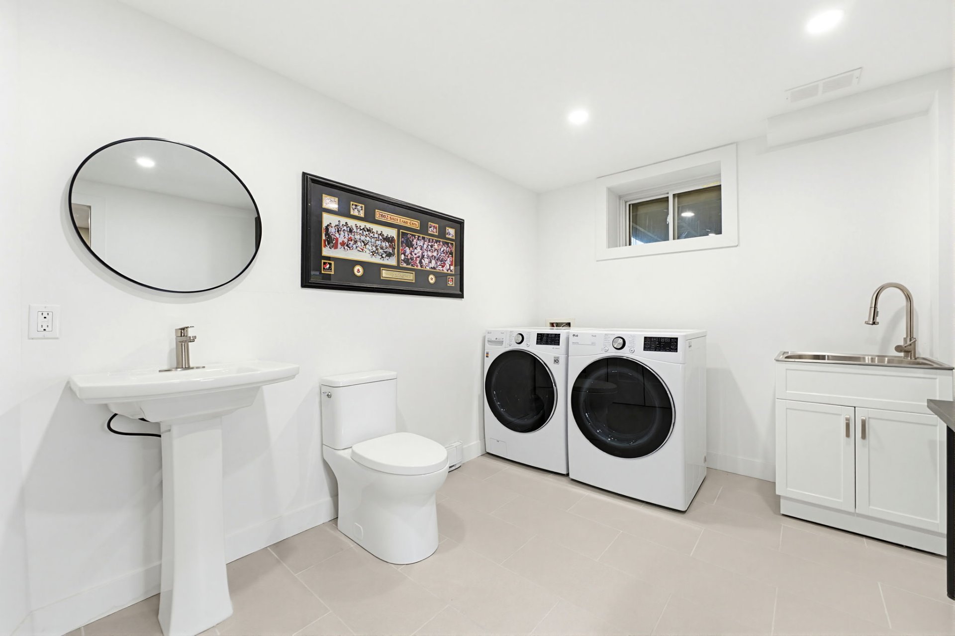 Photo - Laundry room