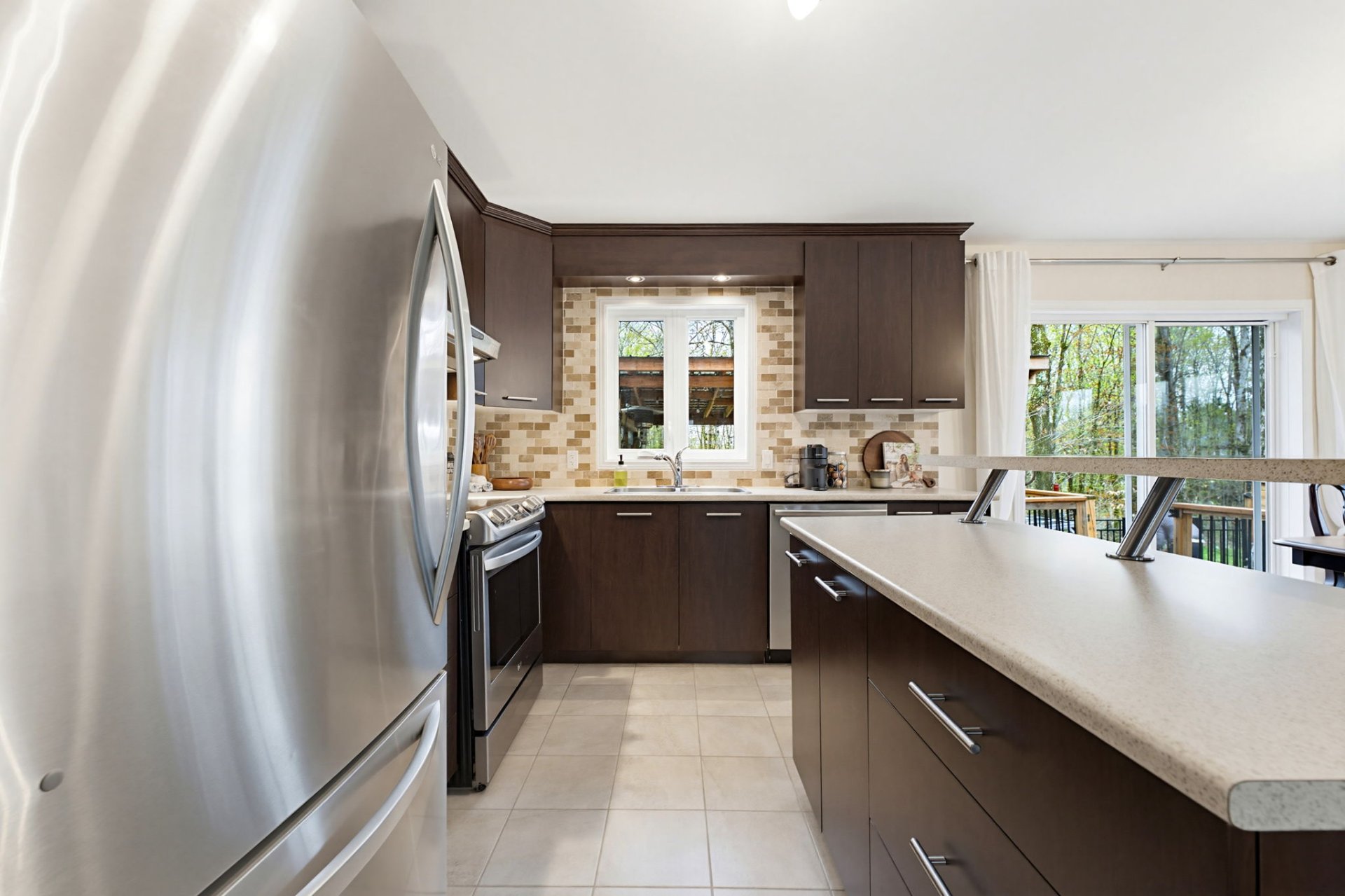 Photo - Kitchen