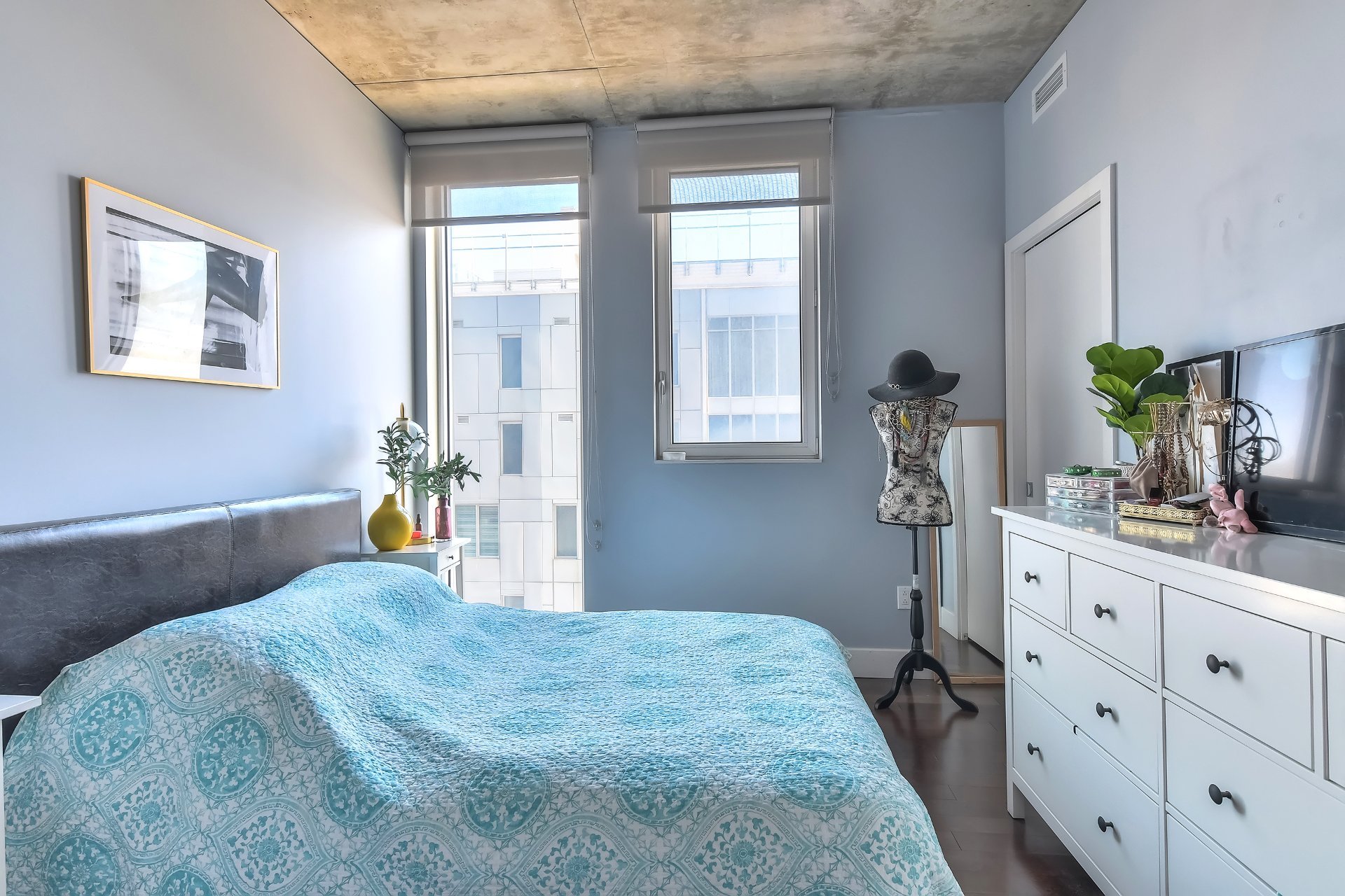 Photo - Primary bedroom