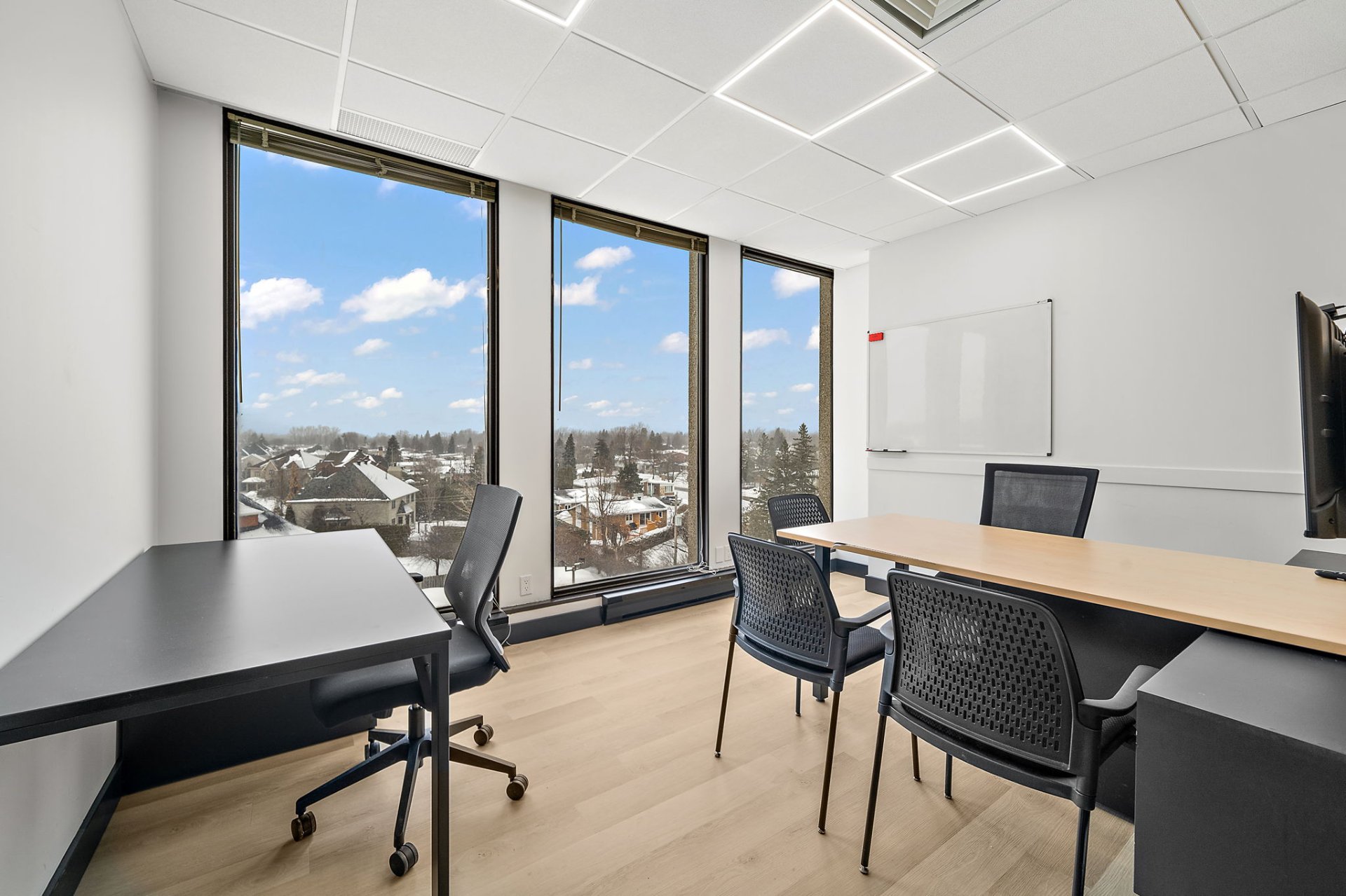 Photo - Office