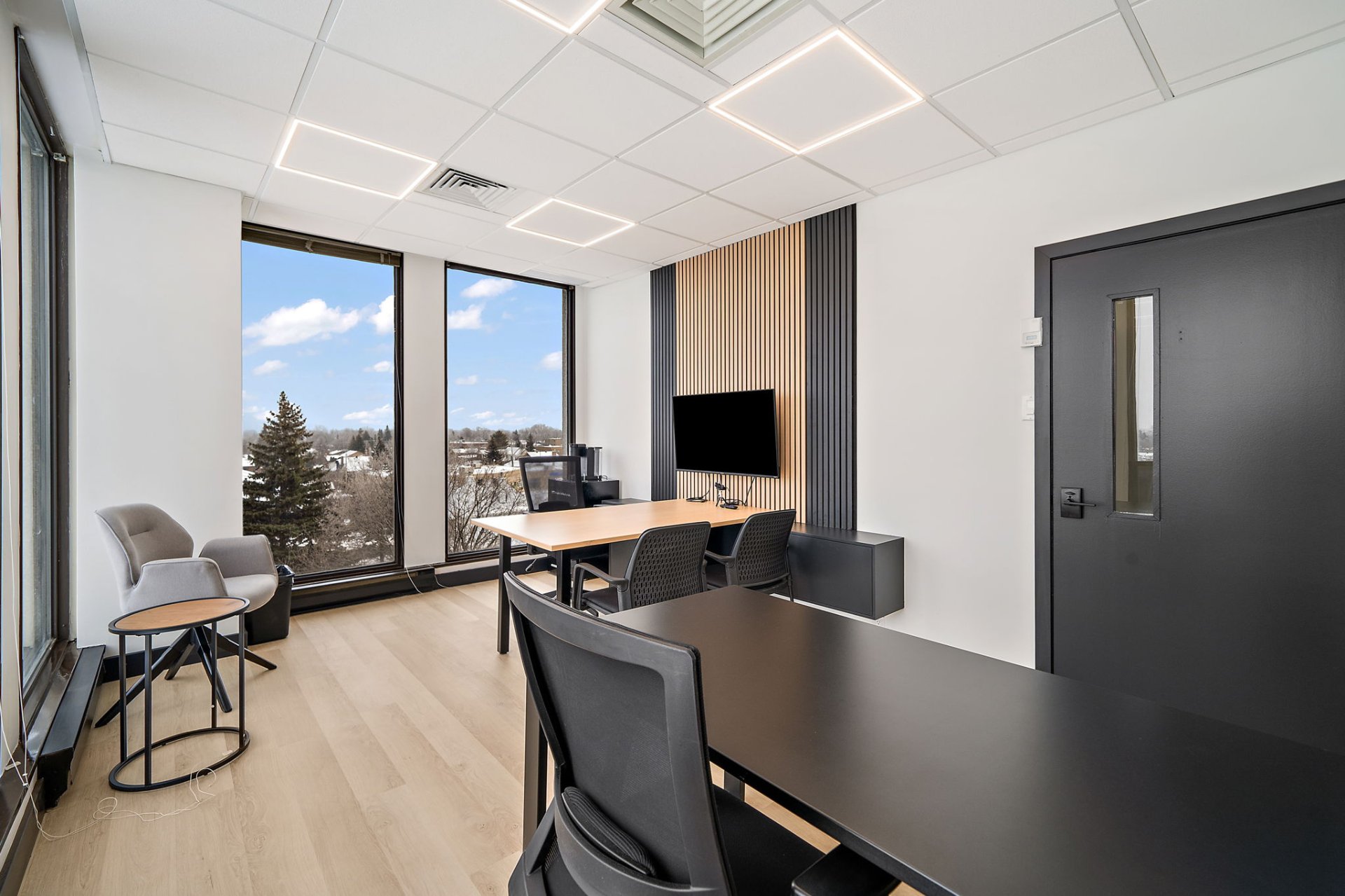 Photo - Office