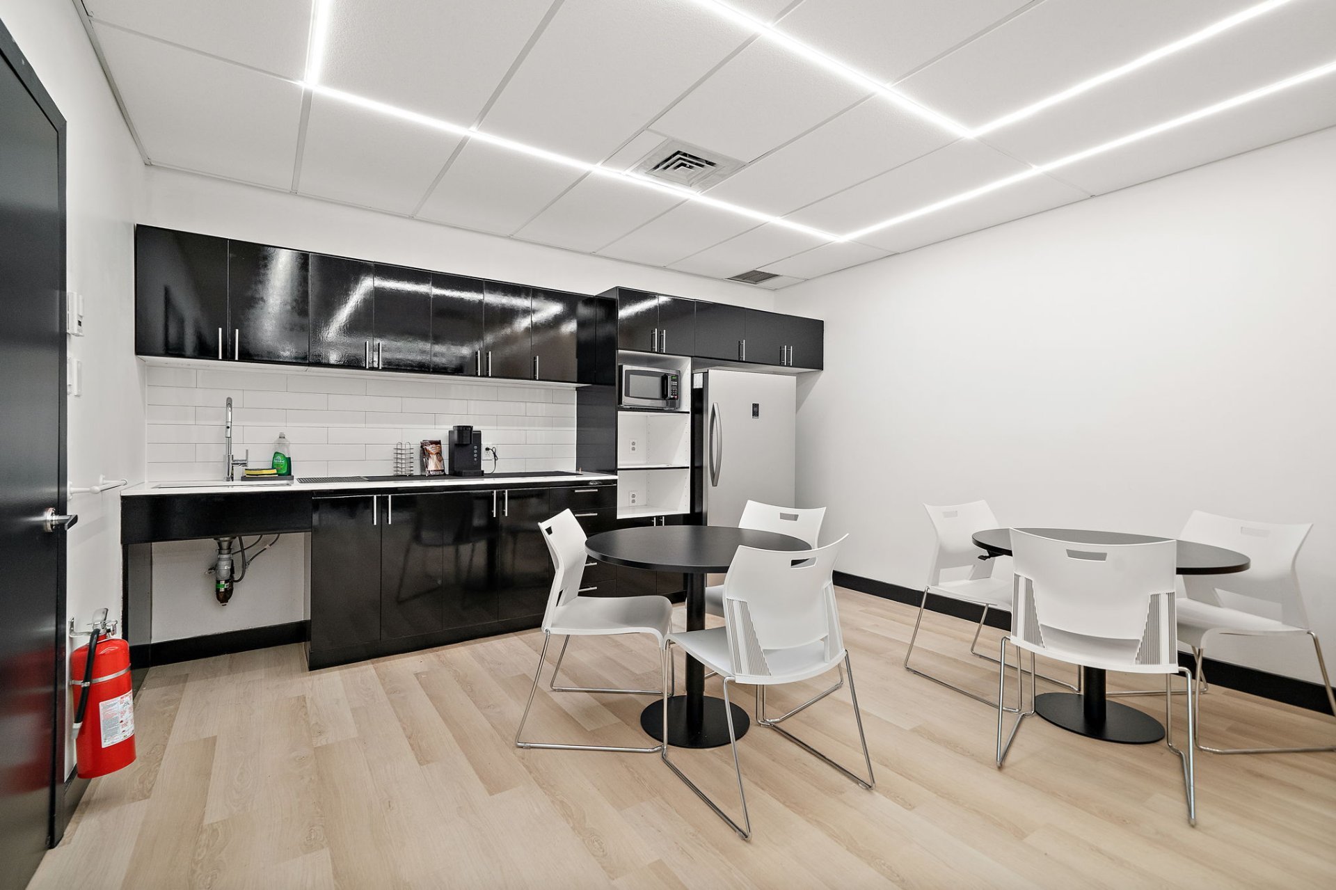 Photo - Kitchen