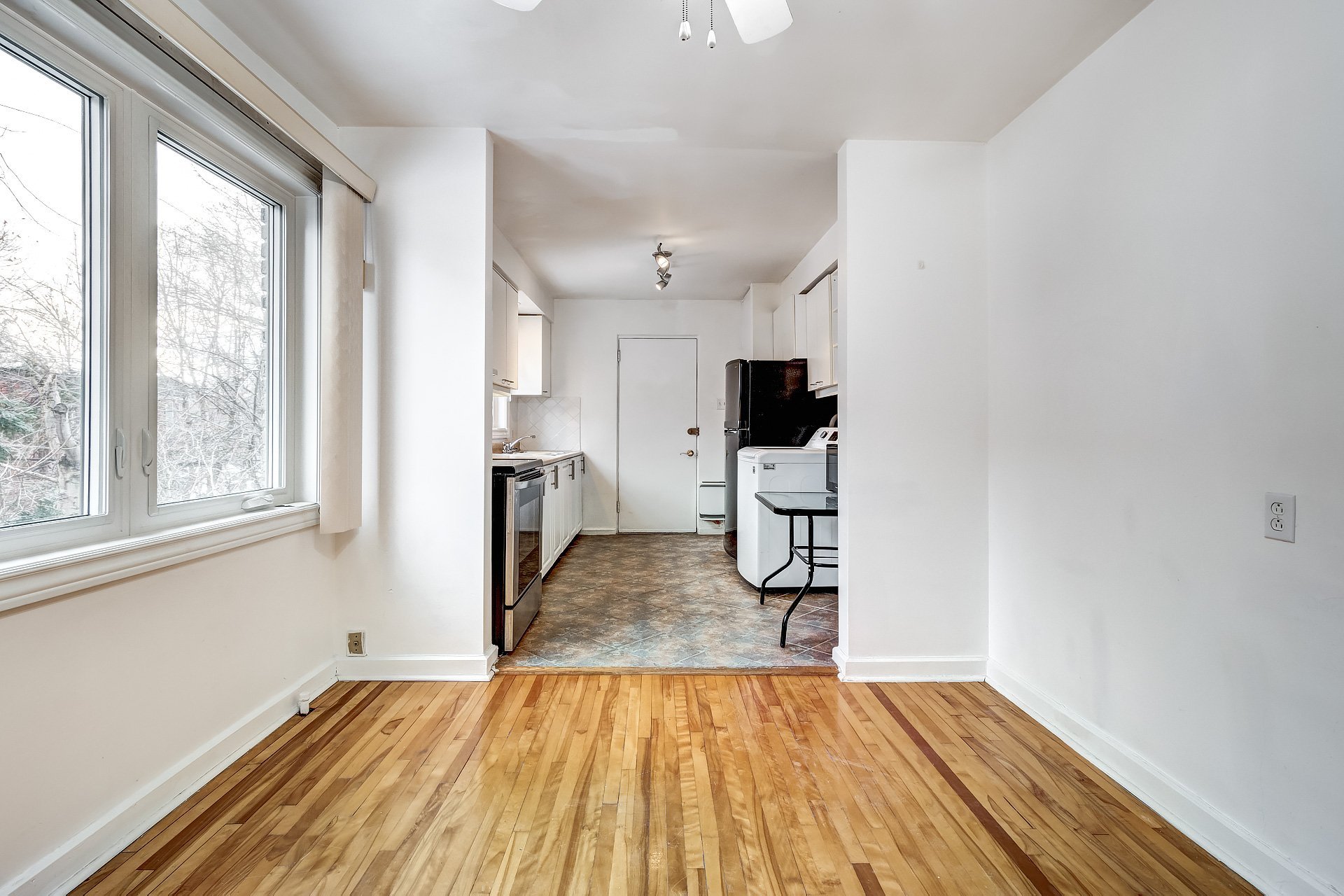 Photo - Dining room