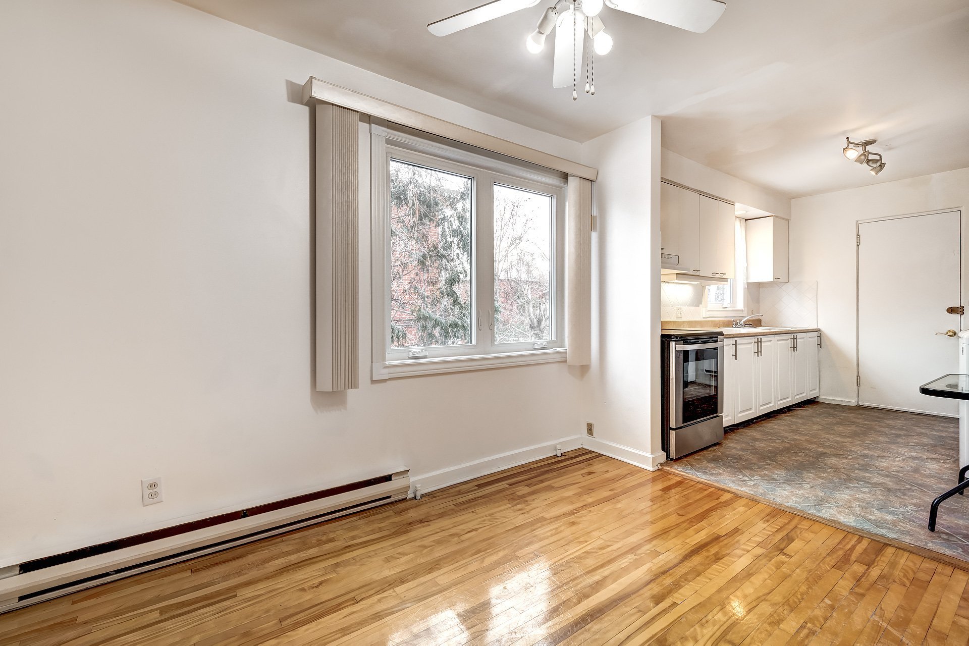 Photo - Dining room