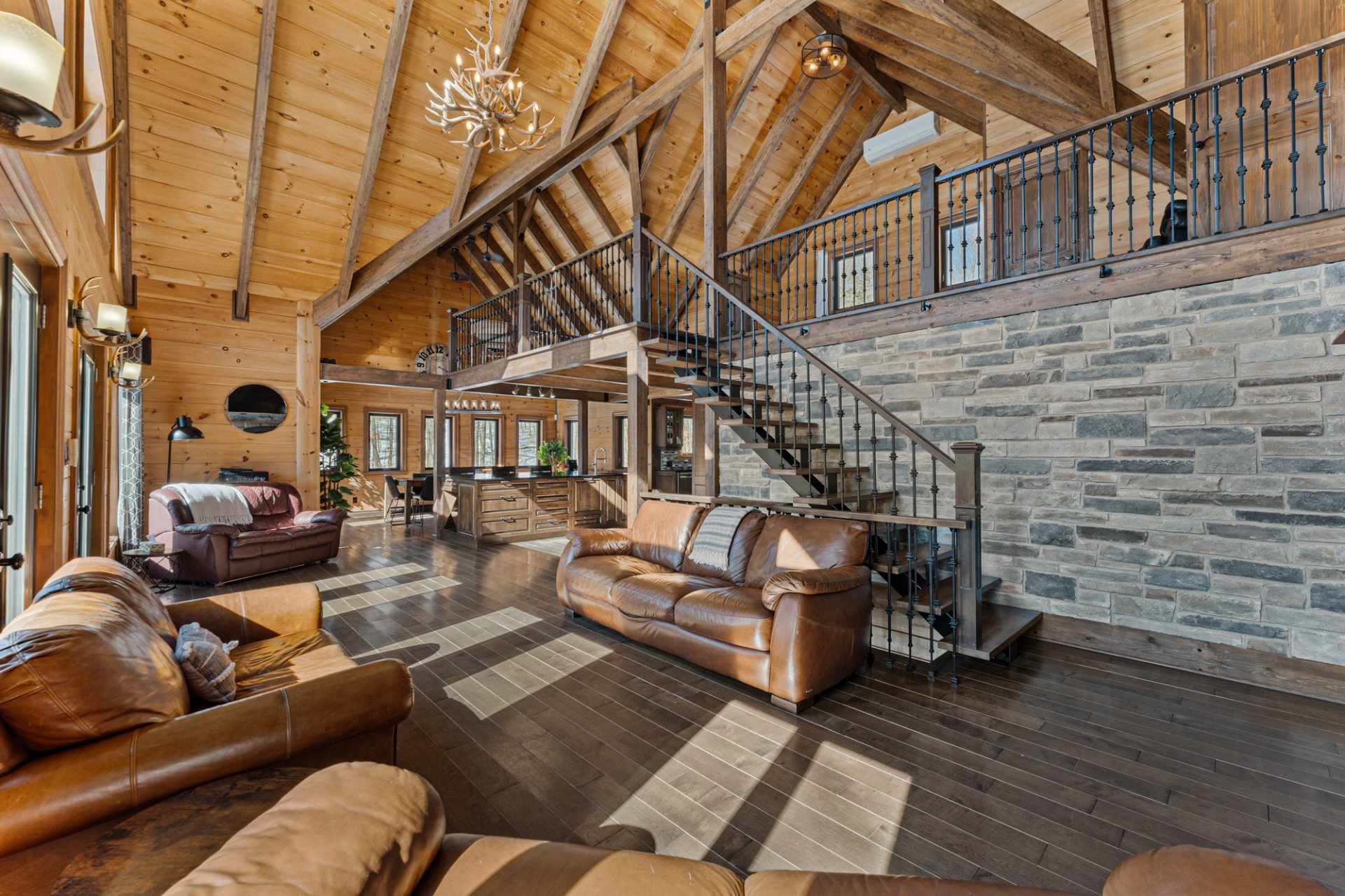 Photo - Overall View