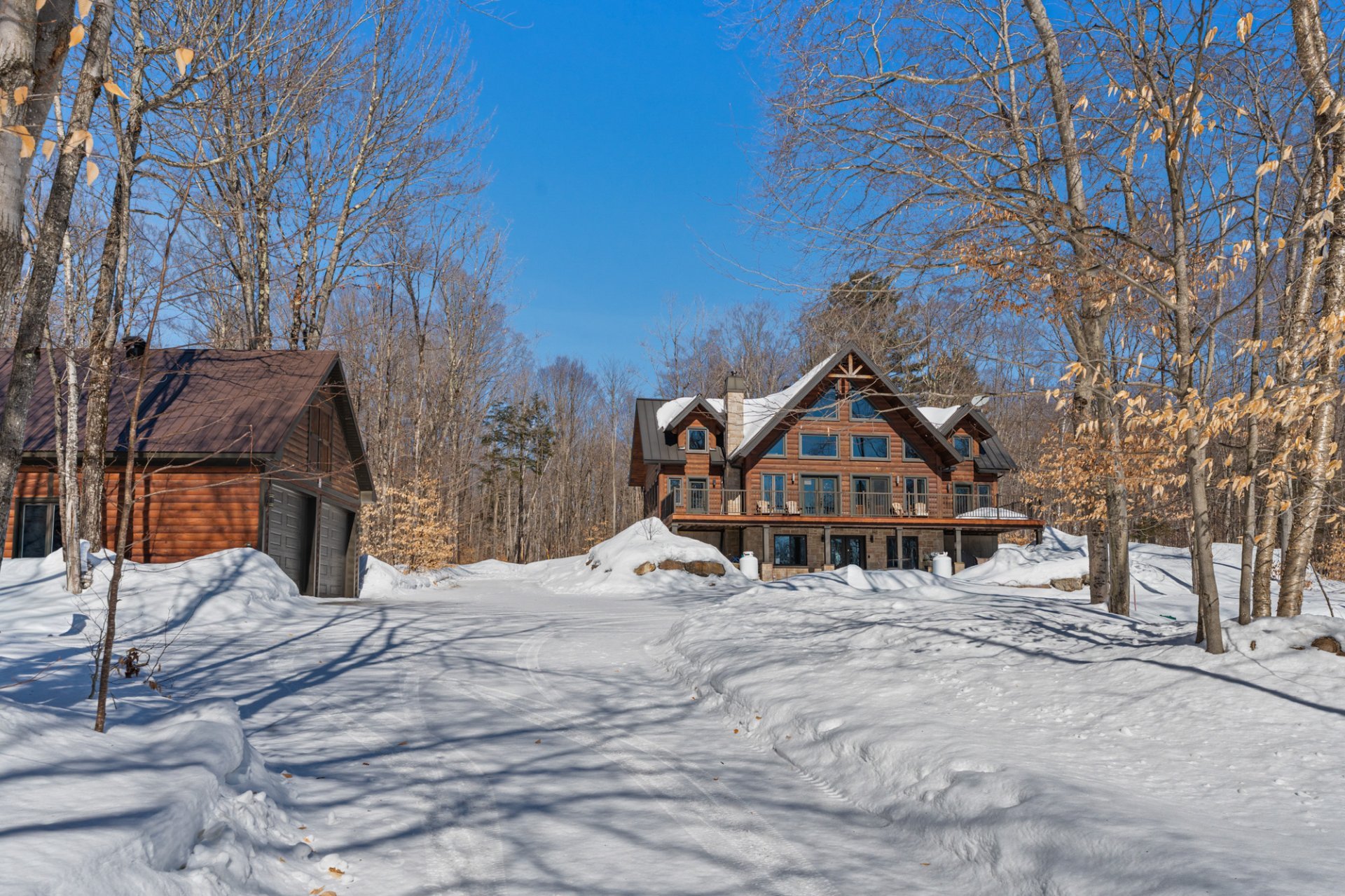 Photo - Overall View