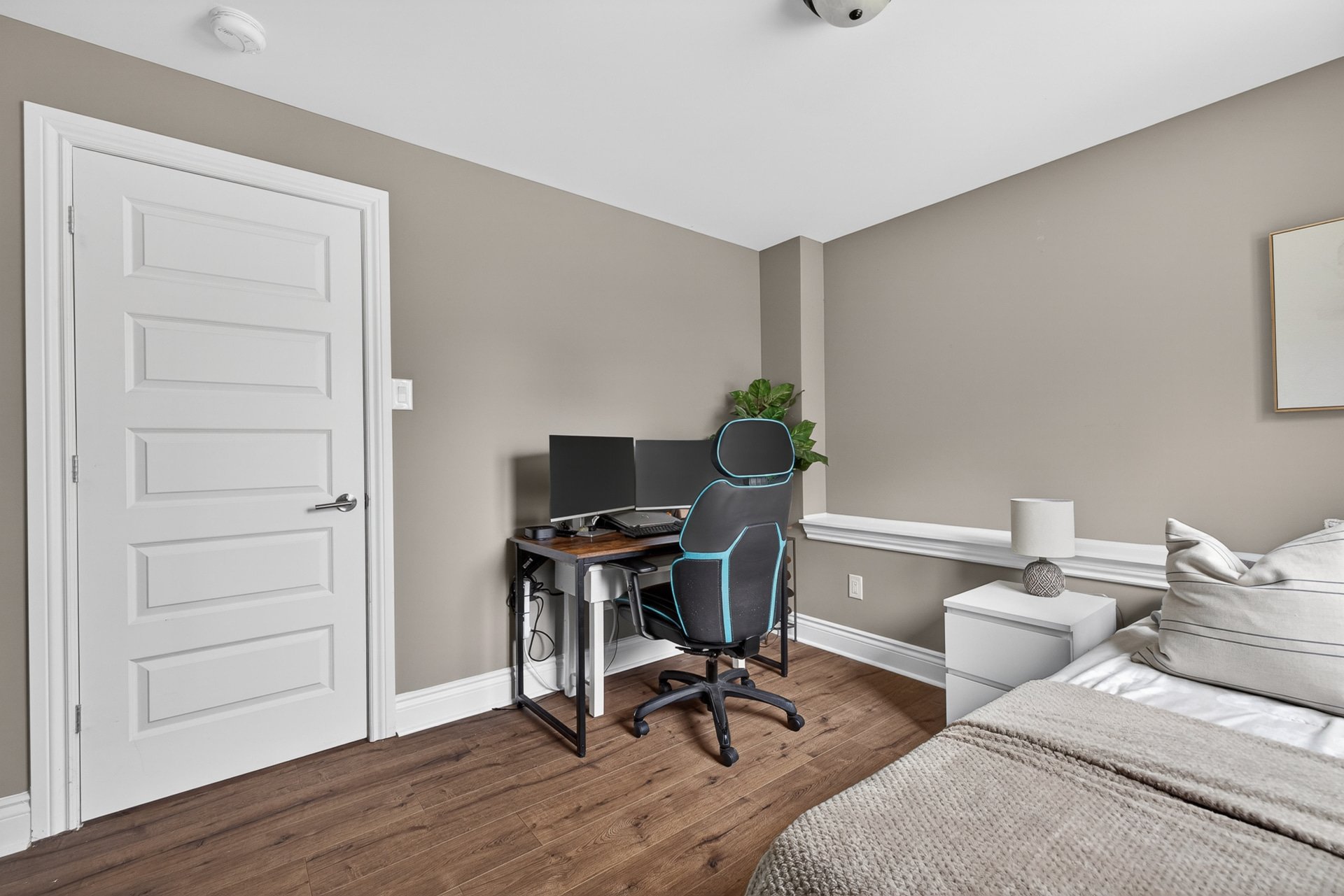 Photo - Bedroom