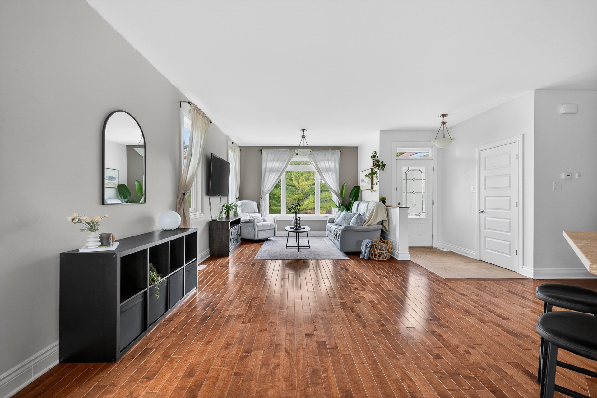 Photo - Living room