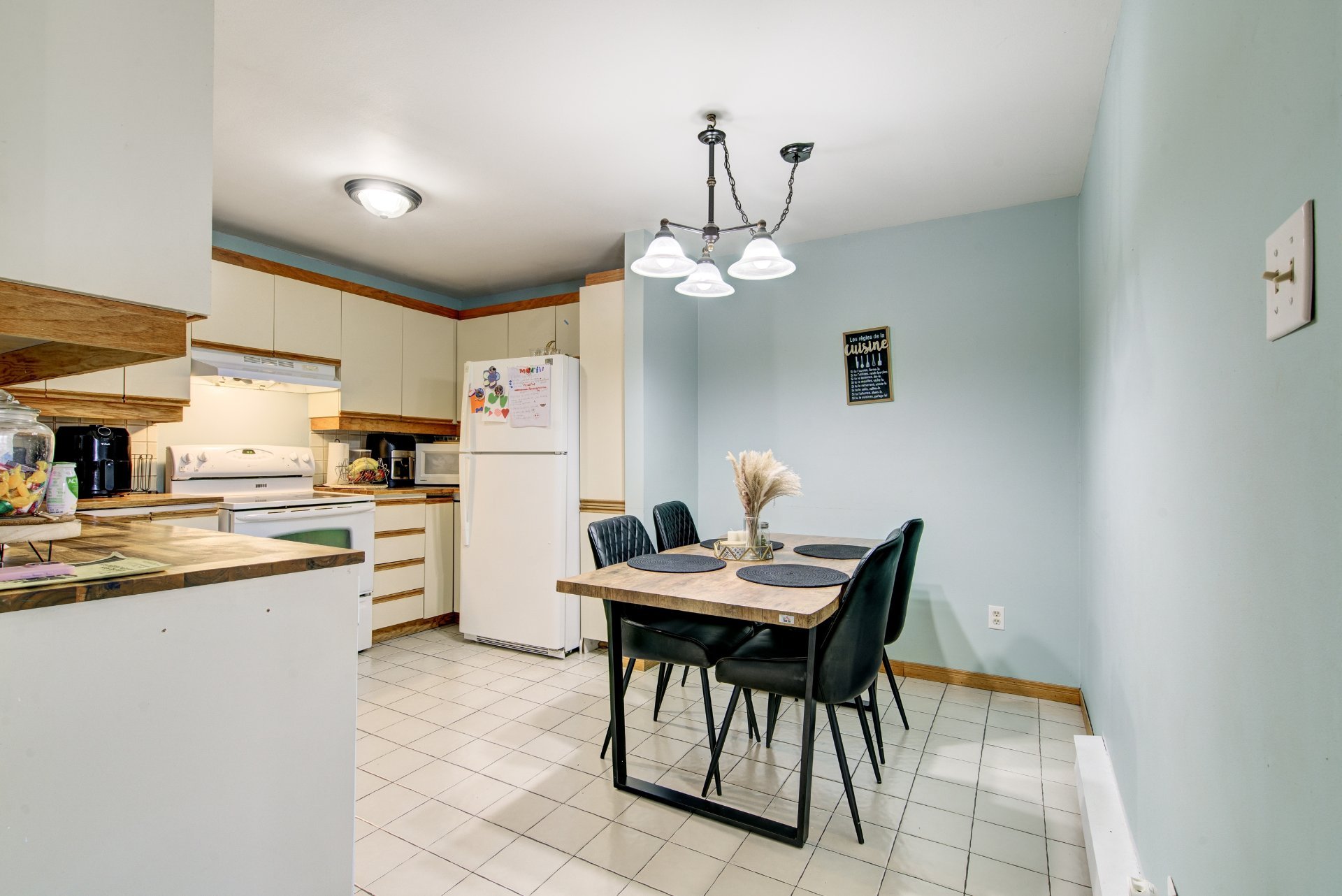 Photo - Salle à manger