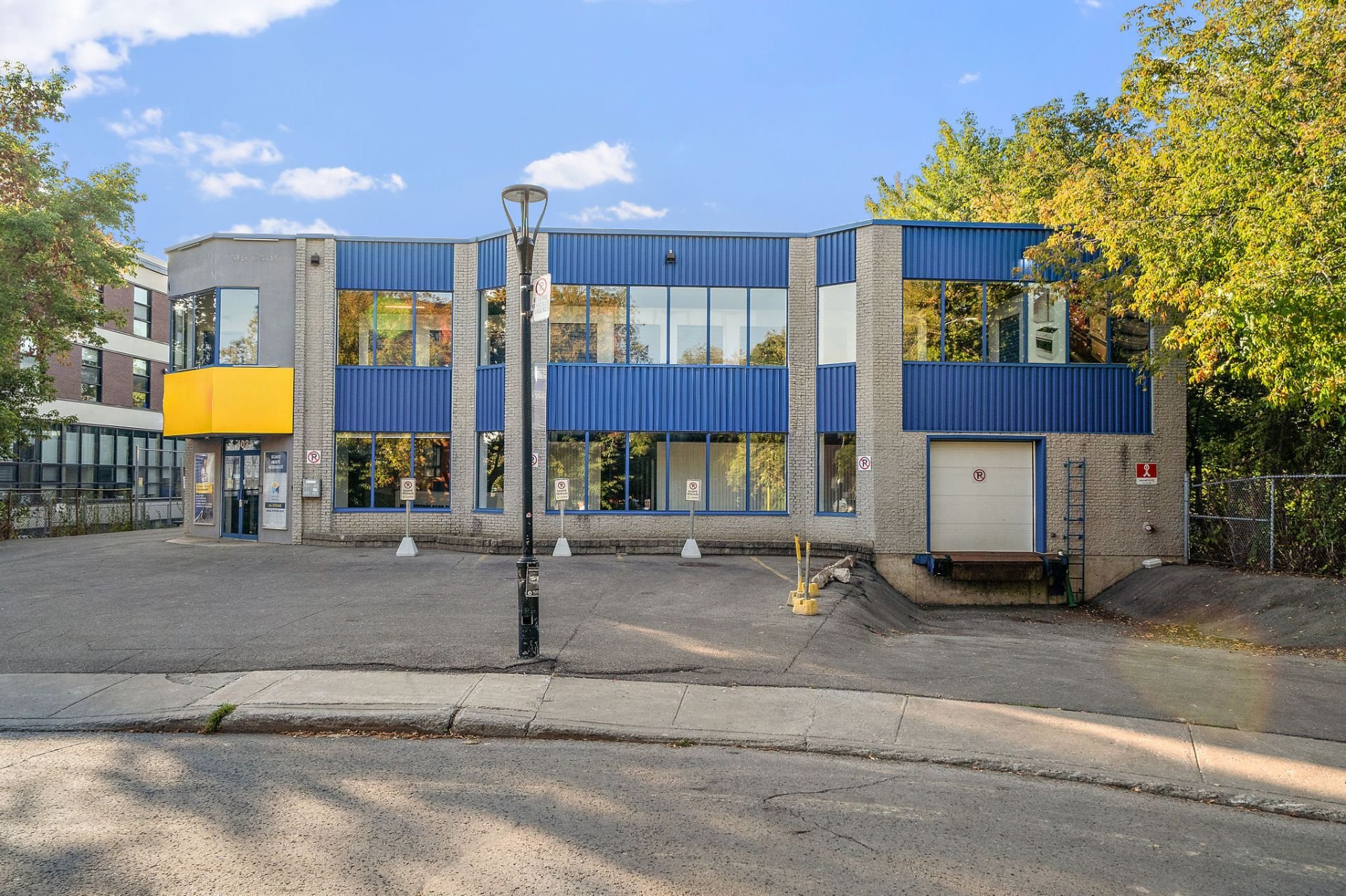 Photo - Exterior