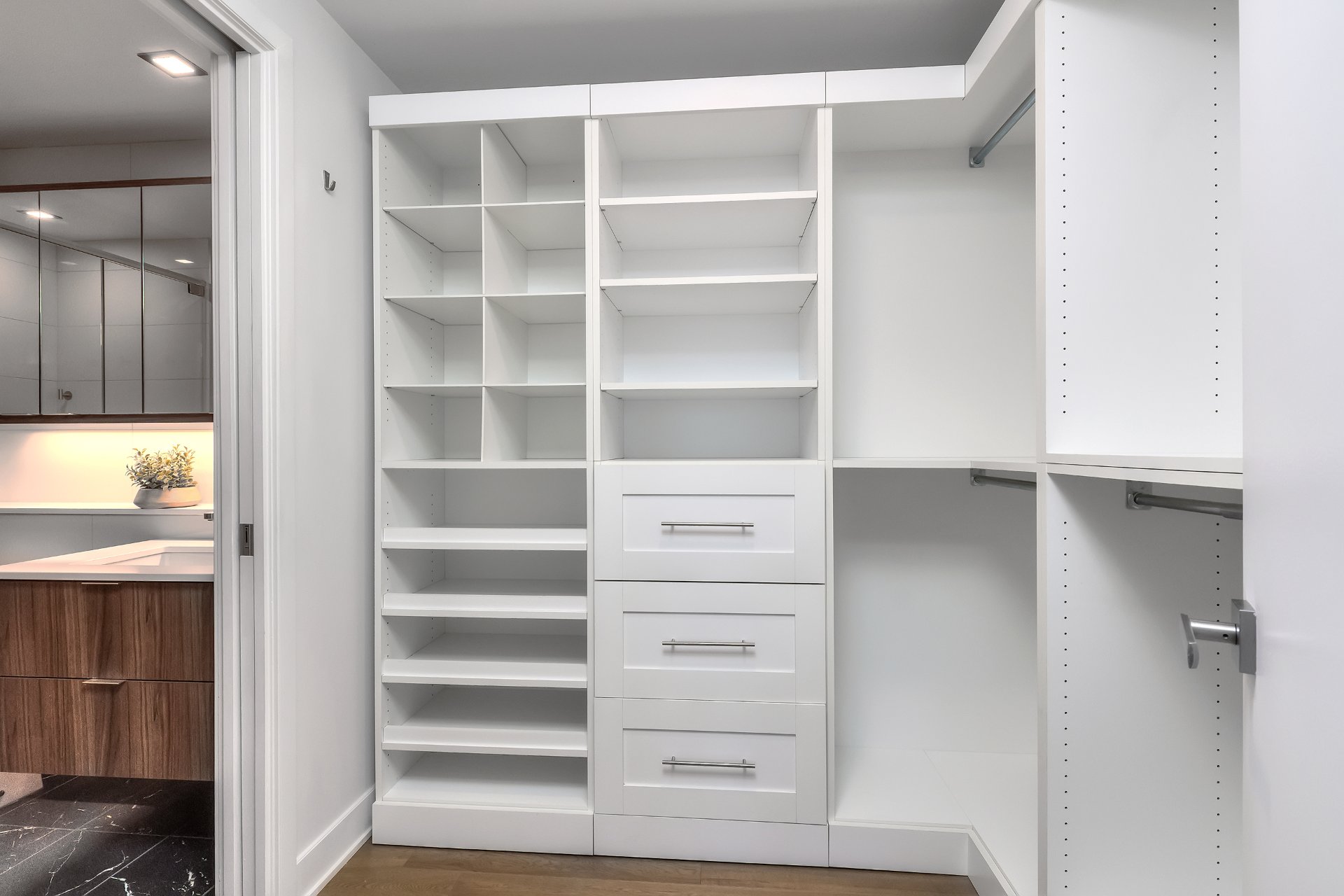 Photo - Walk-in closet