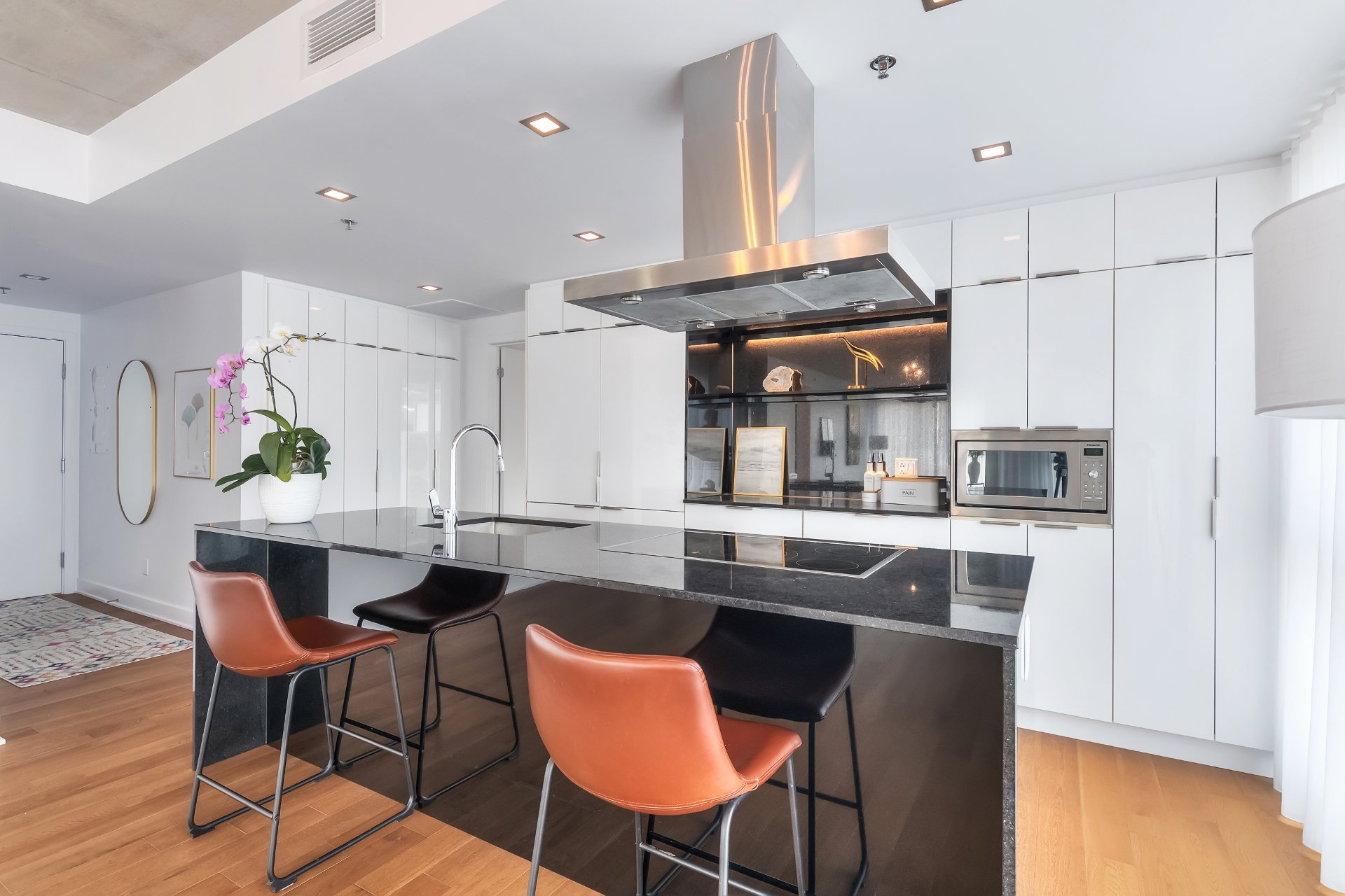 Photo - Kitchen