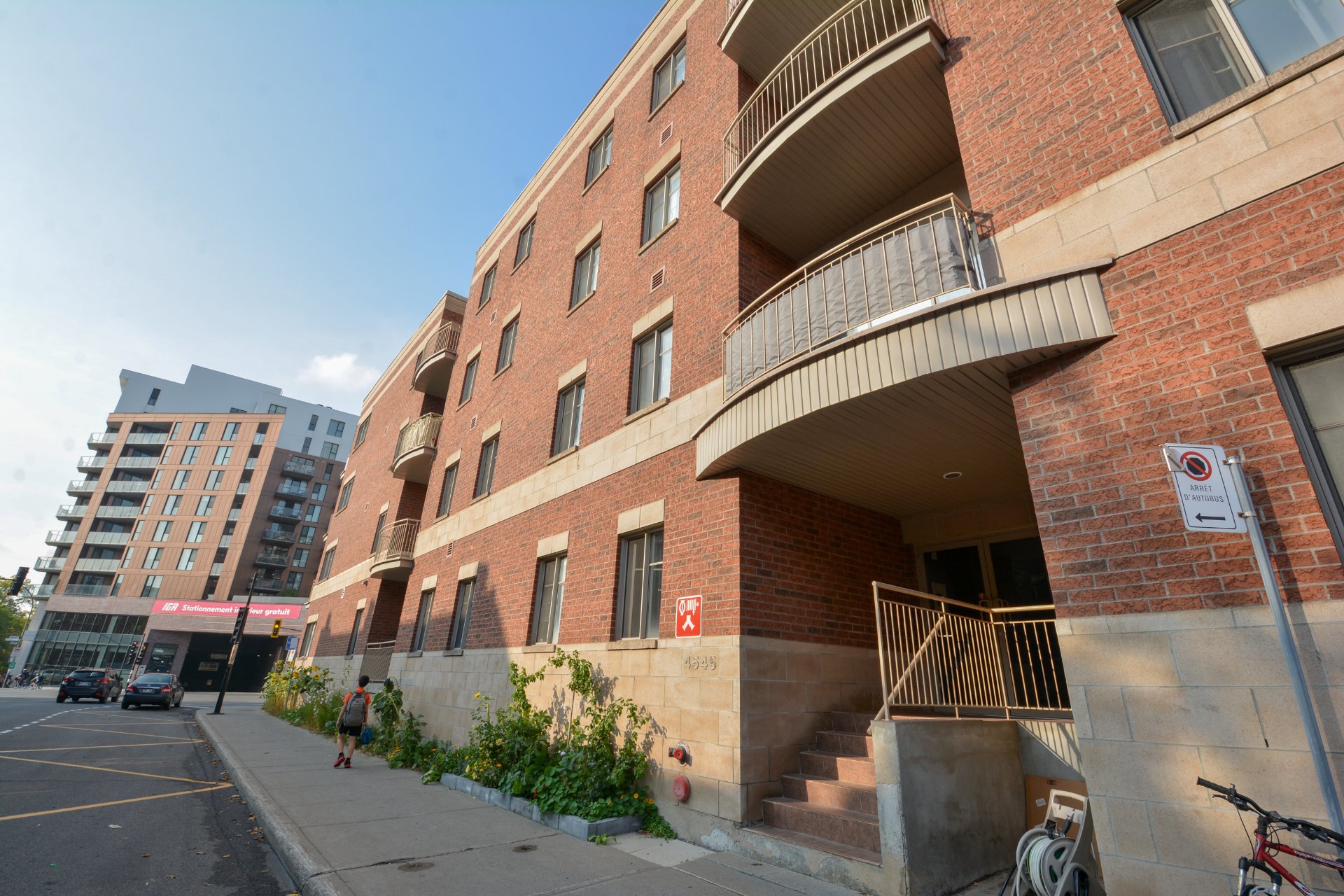 Photo - Entrée extérieure