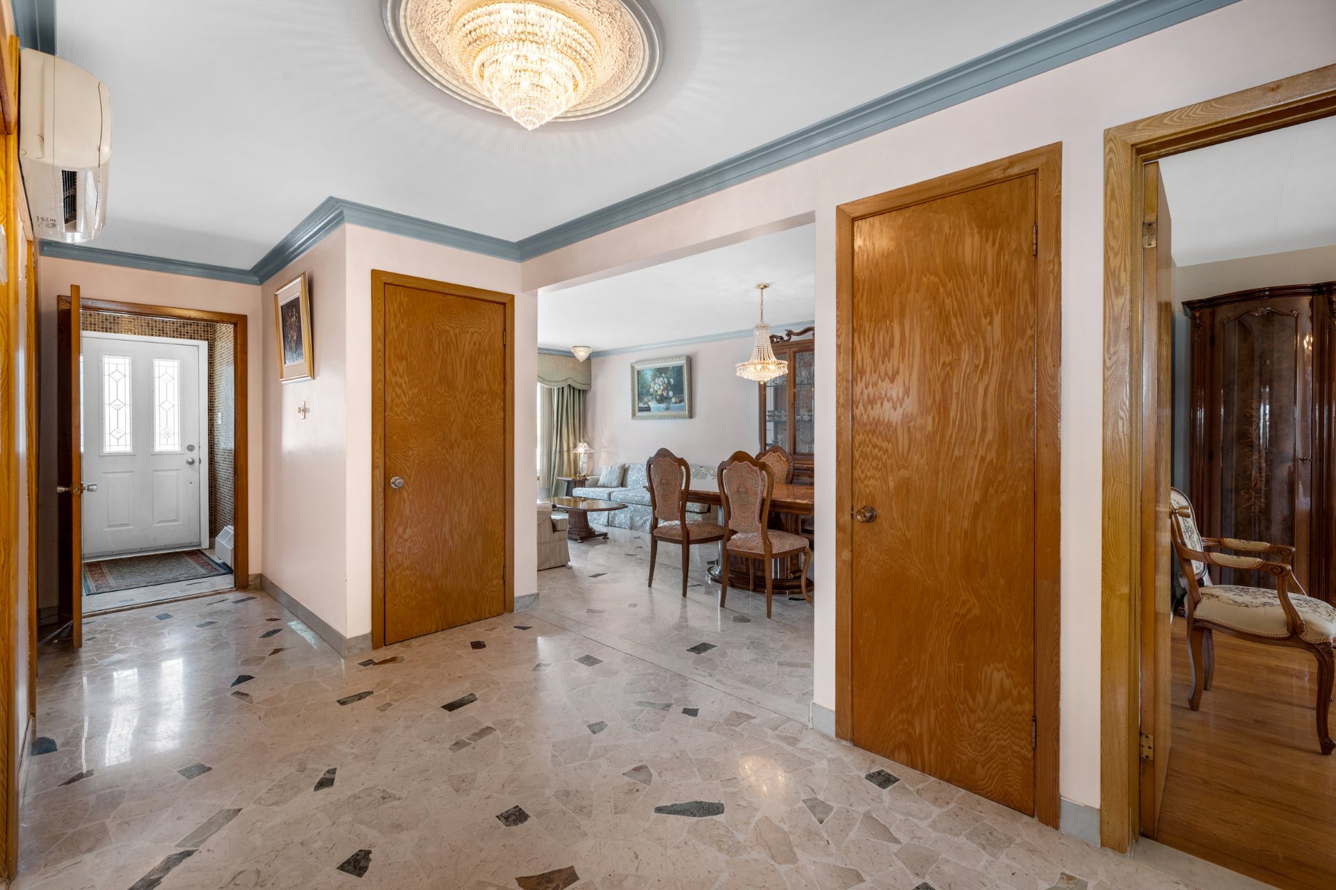Photo - Hallway
