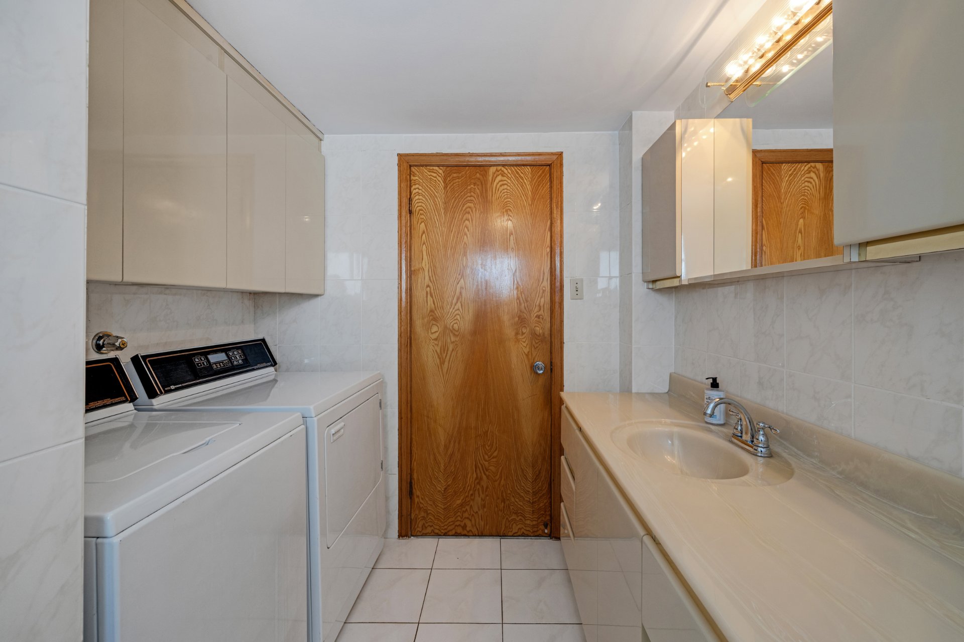 Photo - Bathroom