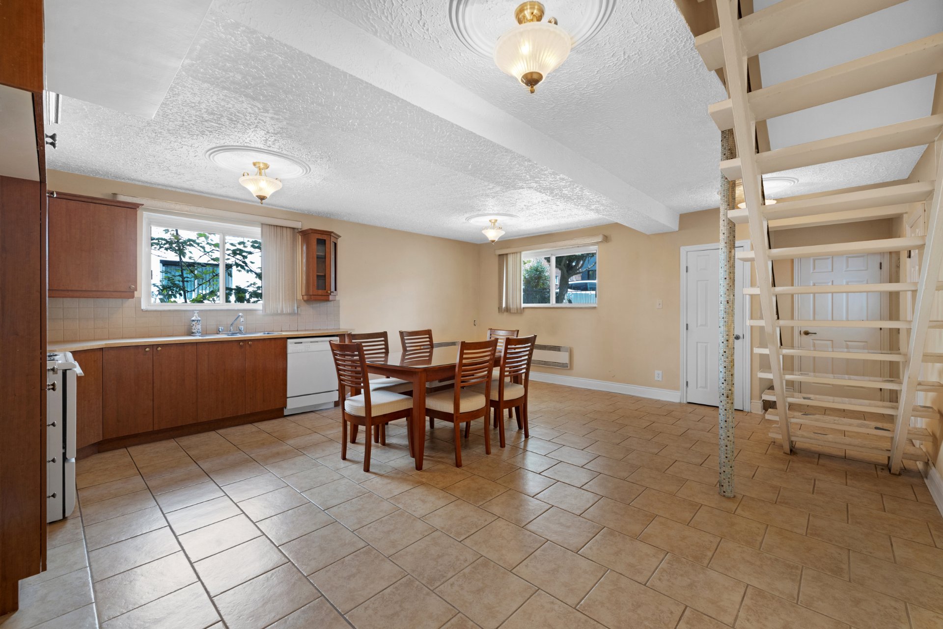 Photo - Basement