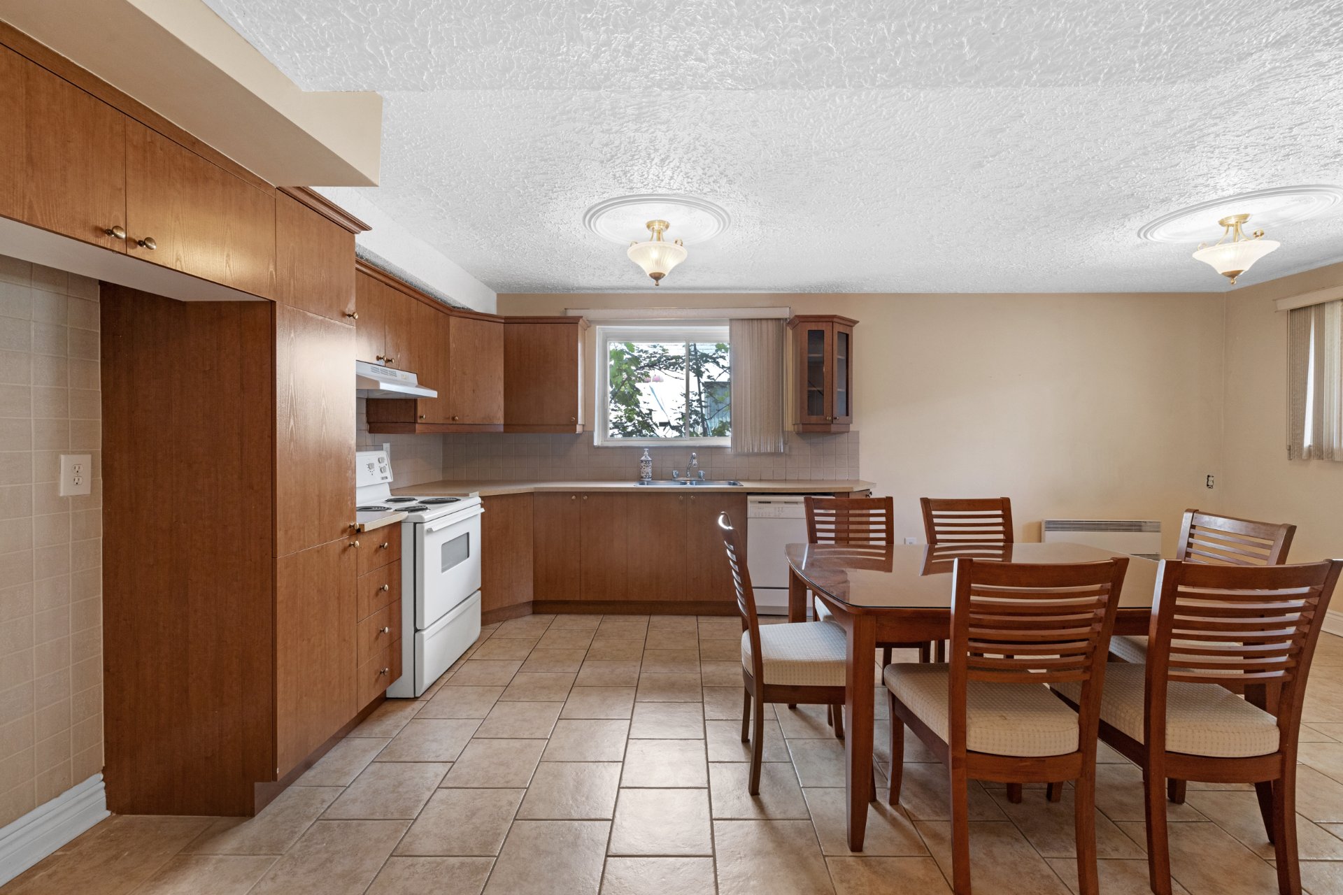 Photo - Basement