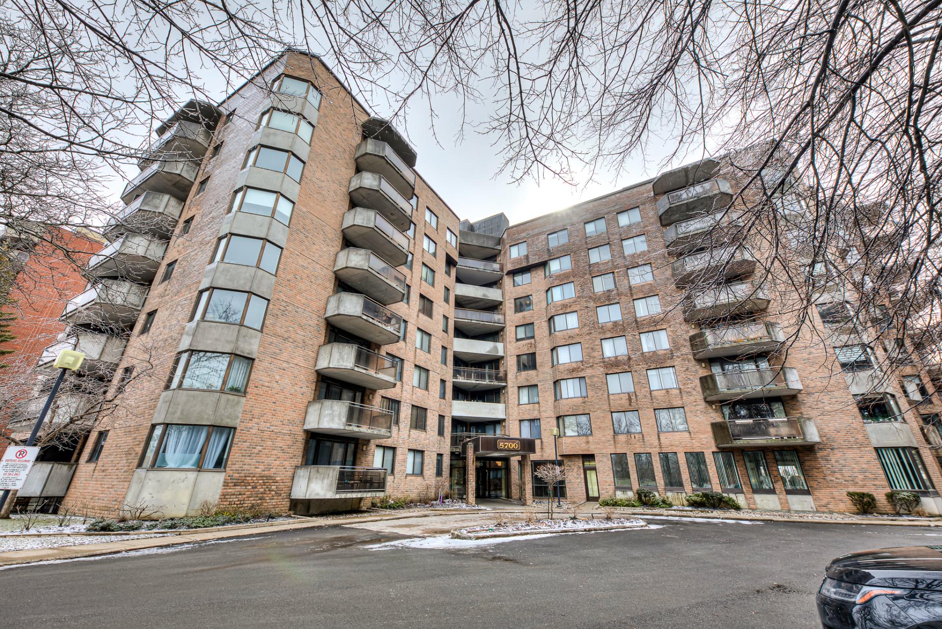 Photo - Entrée extérieure