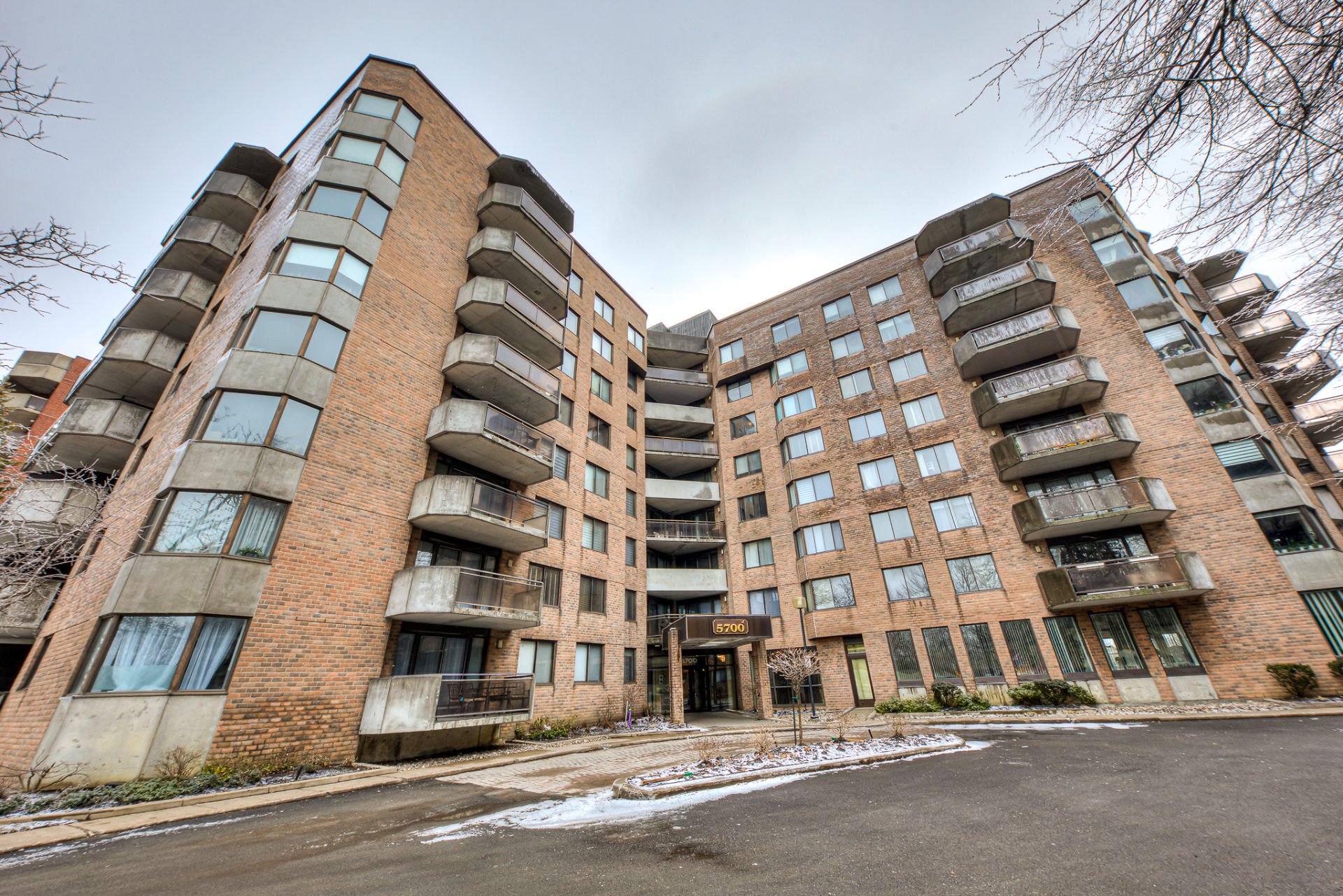 Photo - Entrée extérieure