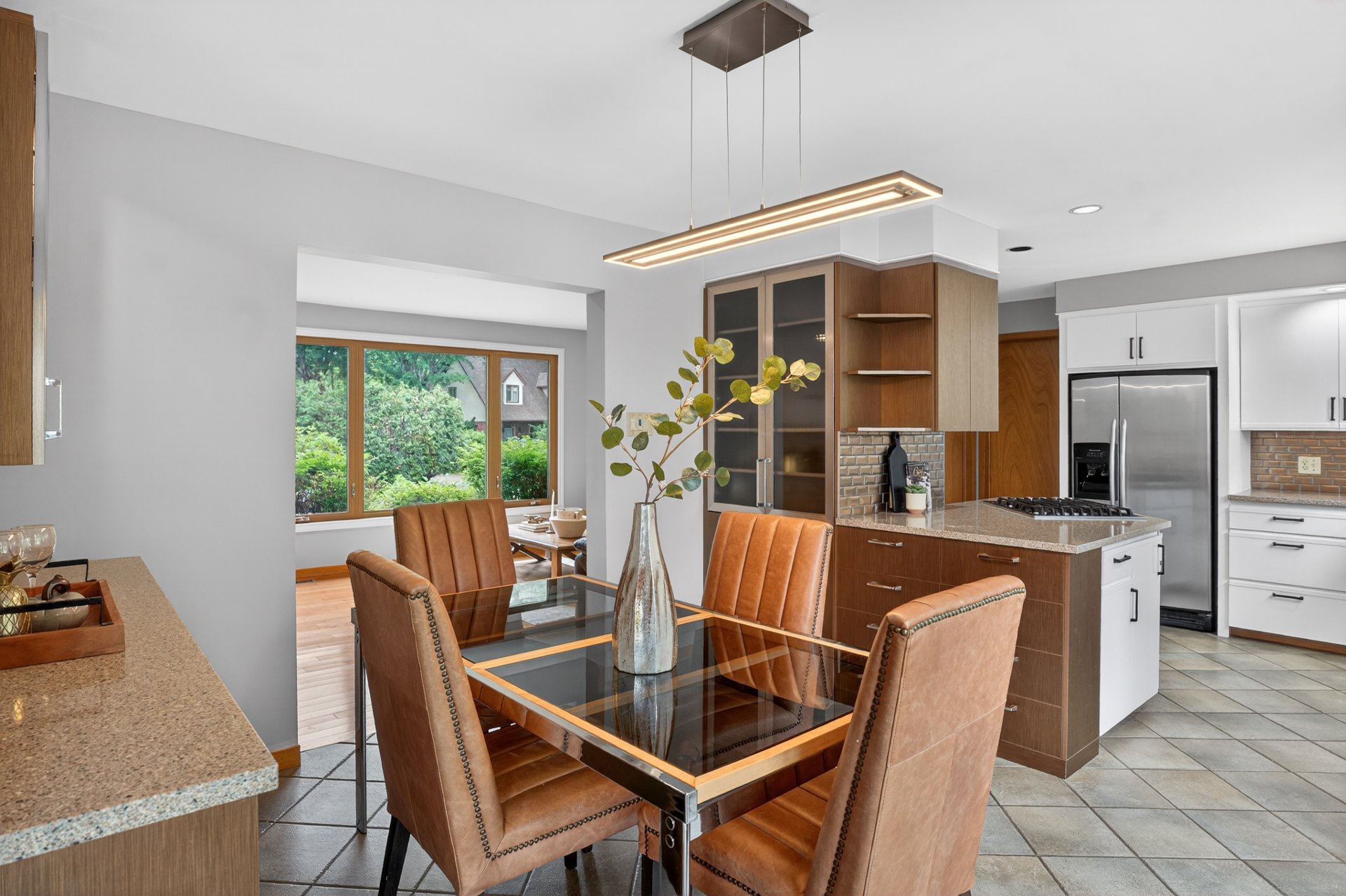 Photo - Dining room