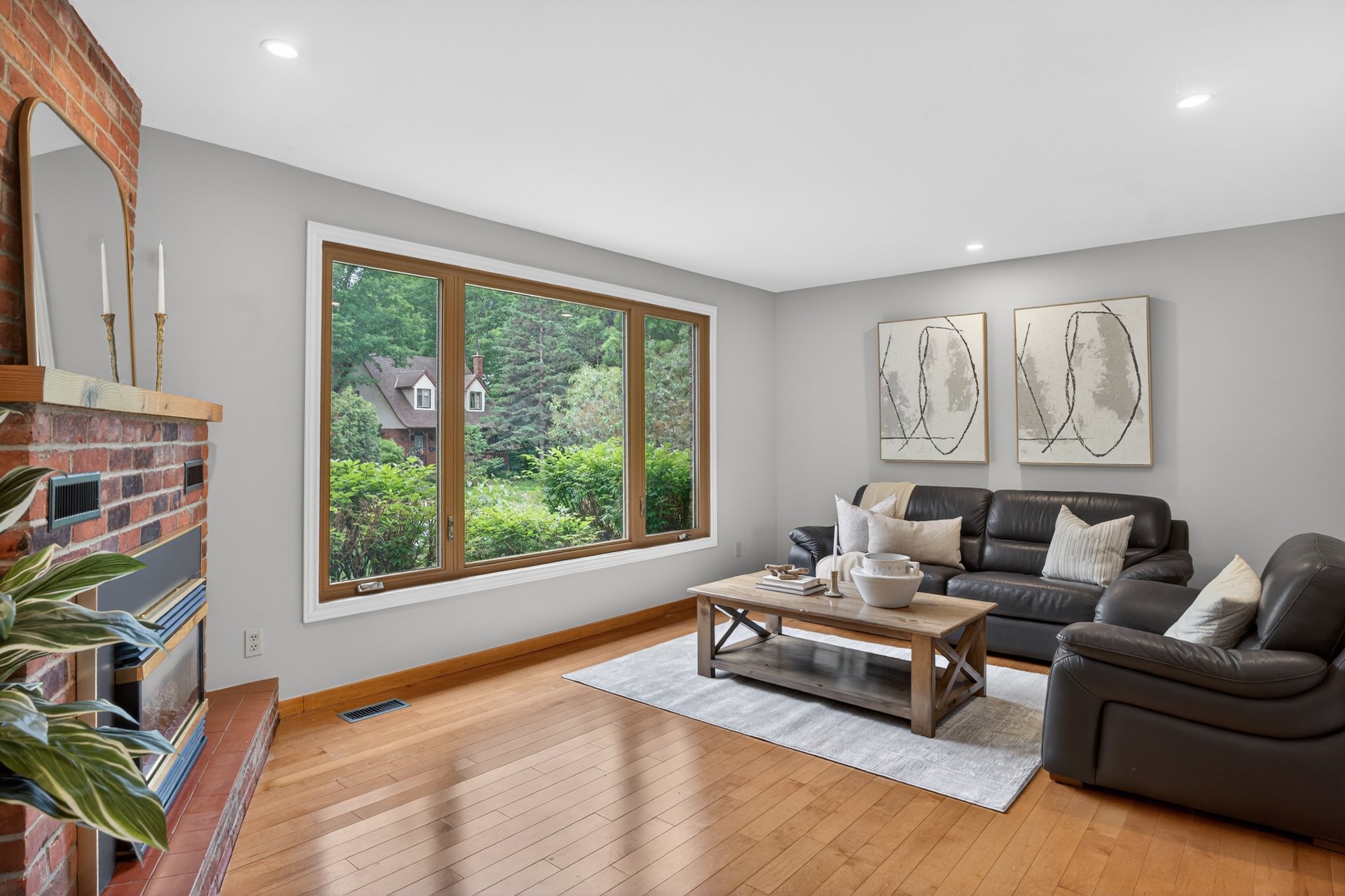 Photo - Living room