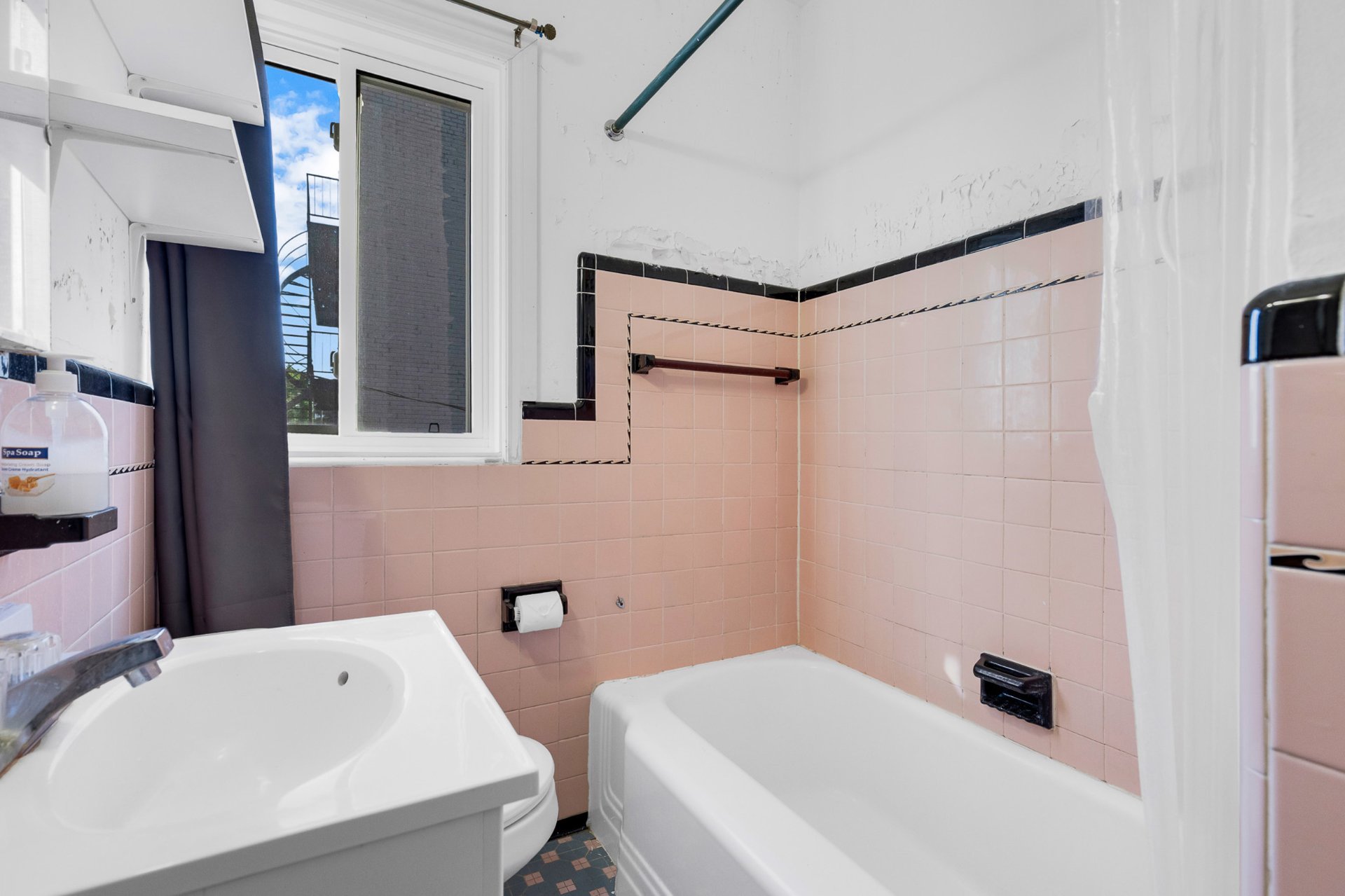 Photo - Bathroom
