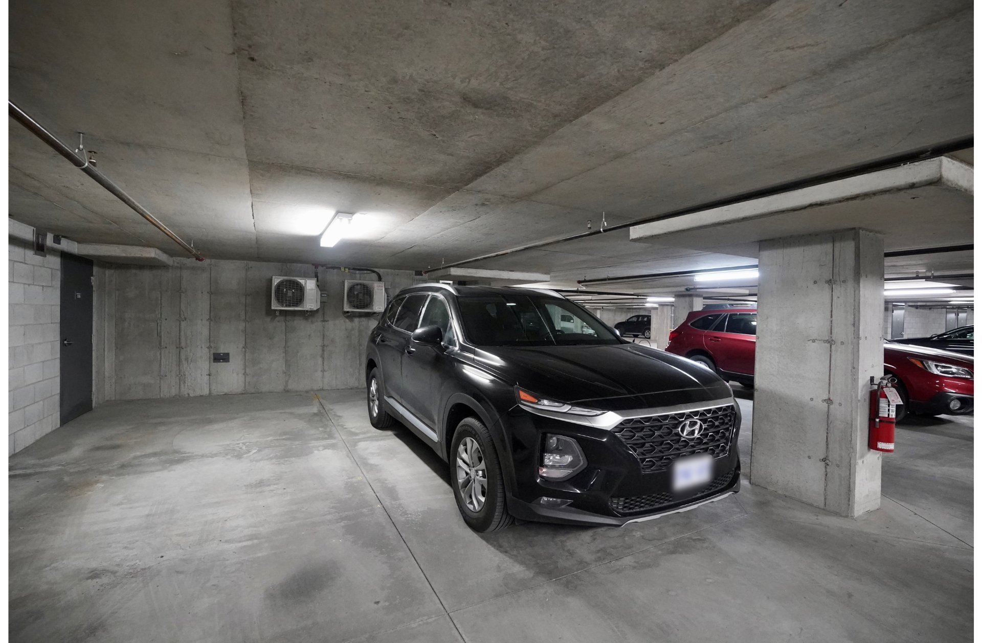 Photo - Garage