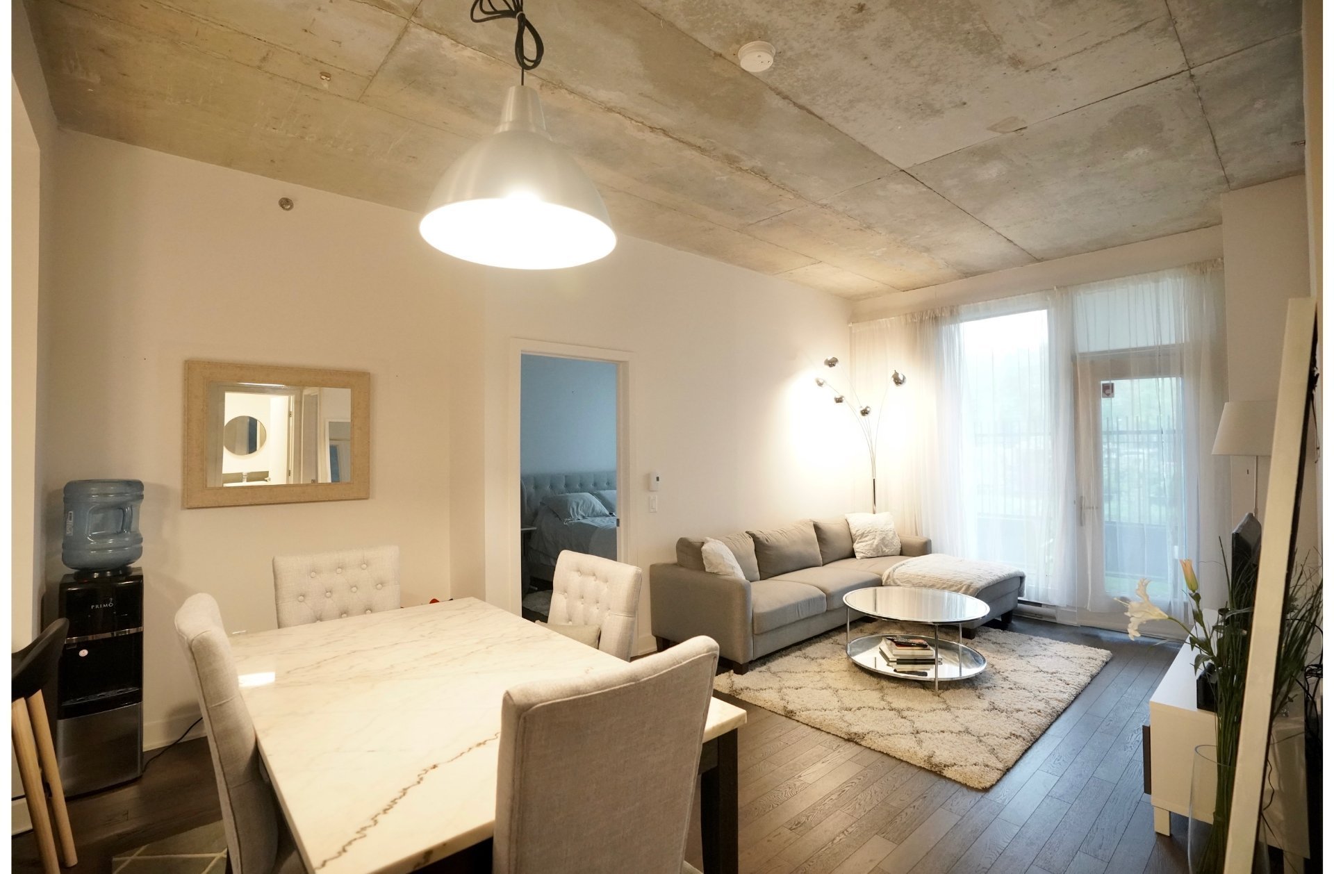 Photo - Salle à manger