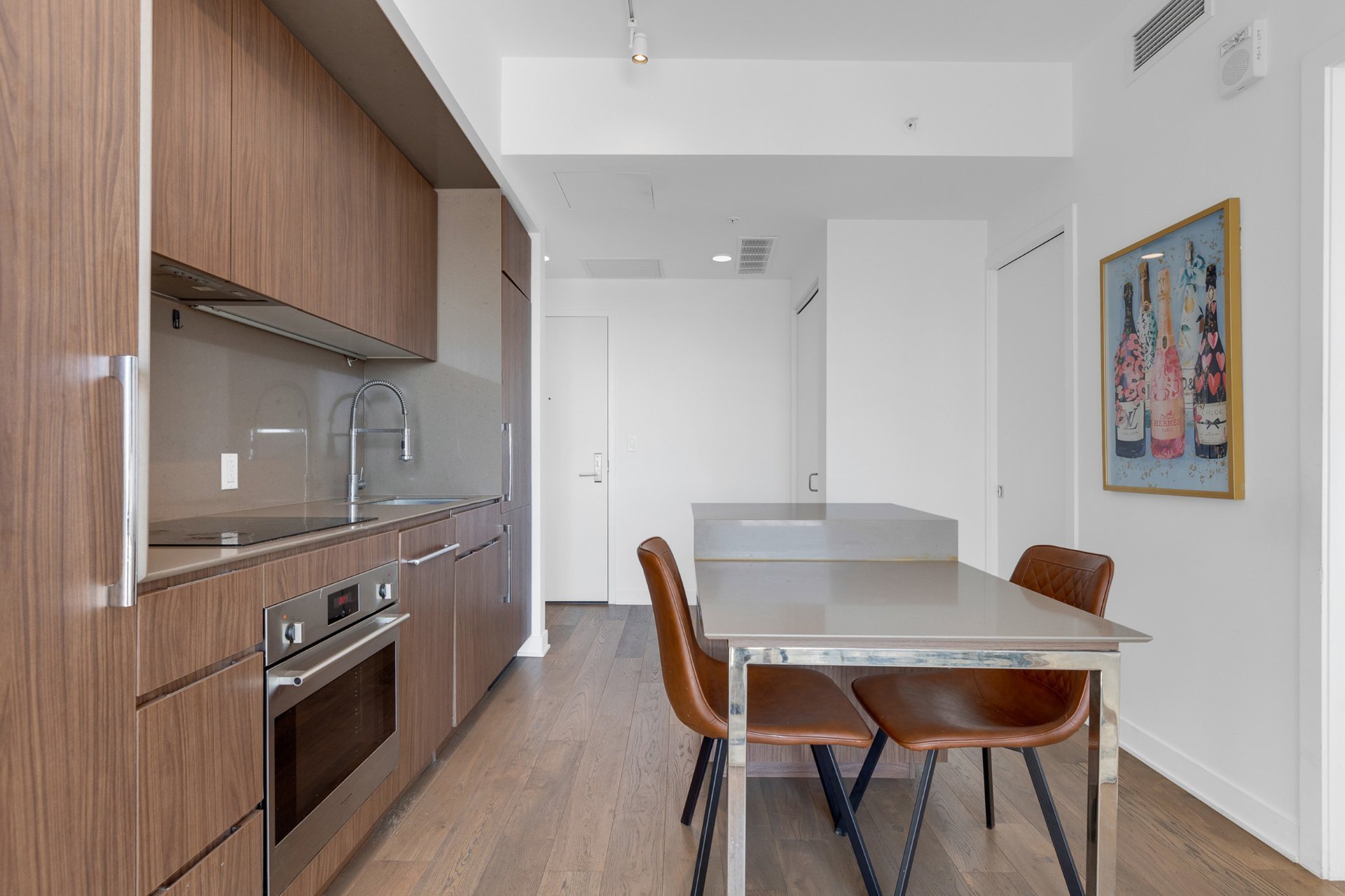 Photo - Kitchen