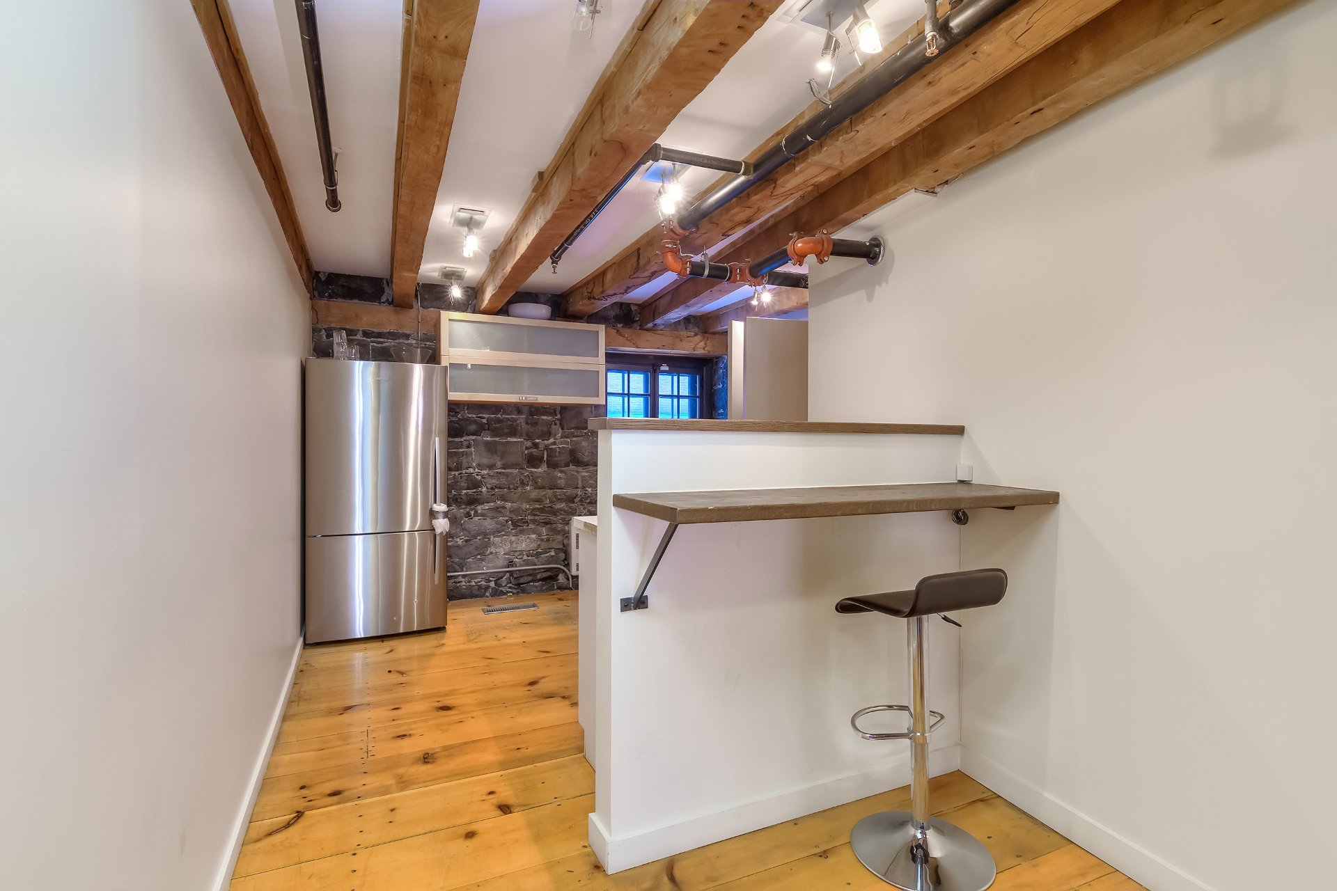 Photo - Kitchenette