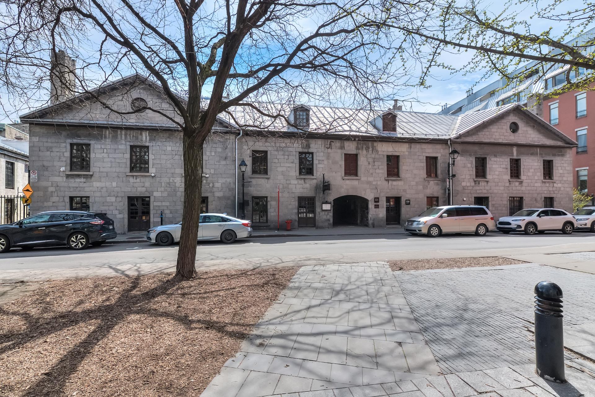 Photo - Exterior